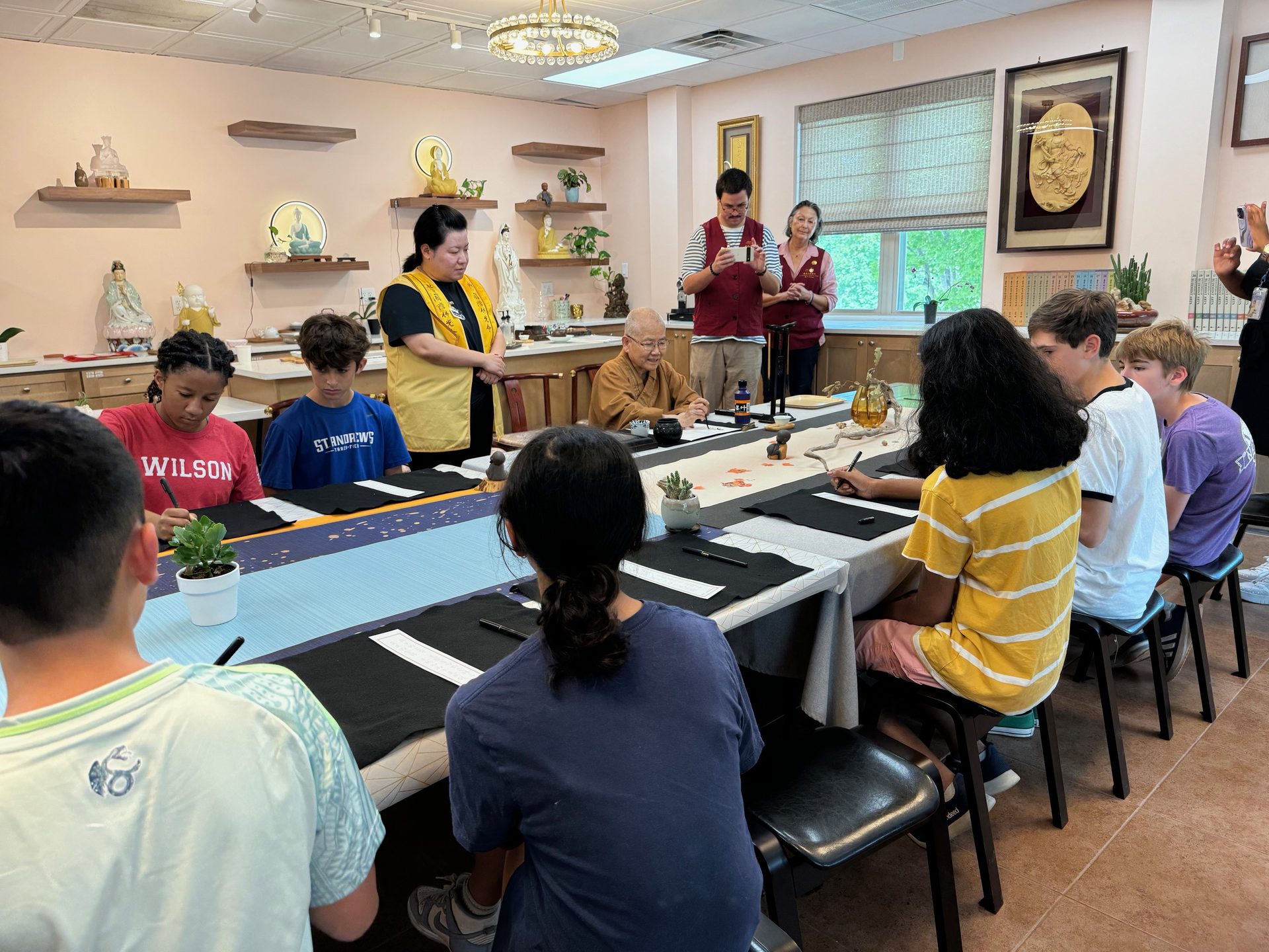 Austin Students visit Xiang Yun Temple to learn about Chinese culture and Buddhism