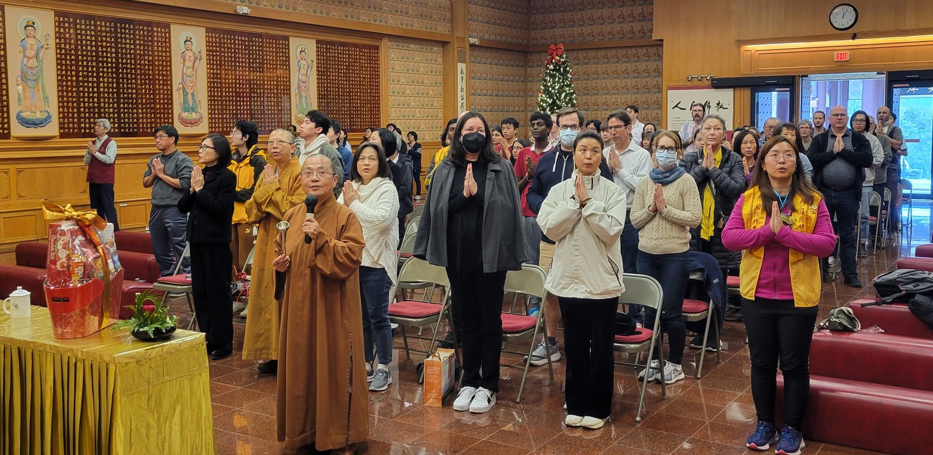 Hsi Lai University President Delivers Lecture at Xiang Yun Temple: How AI Impacts Holistic Education