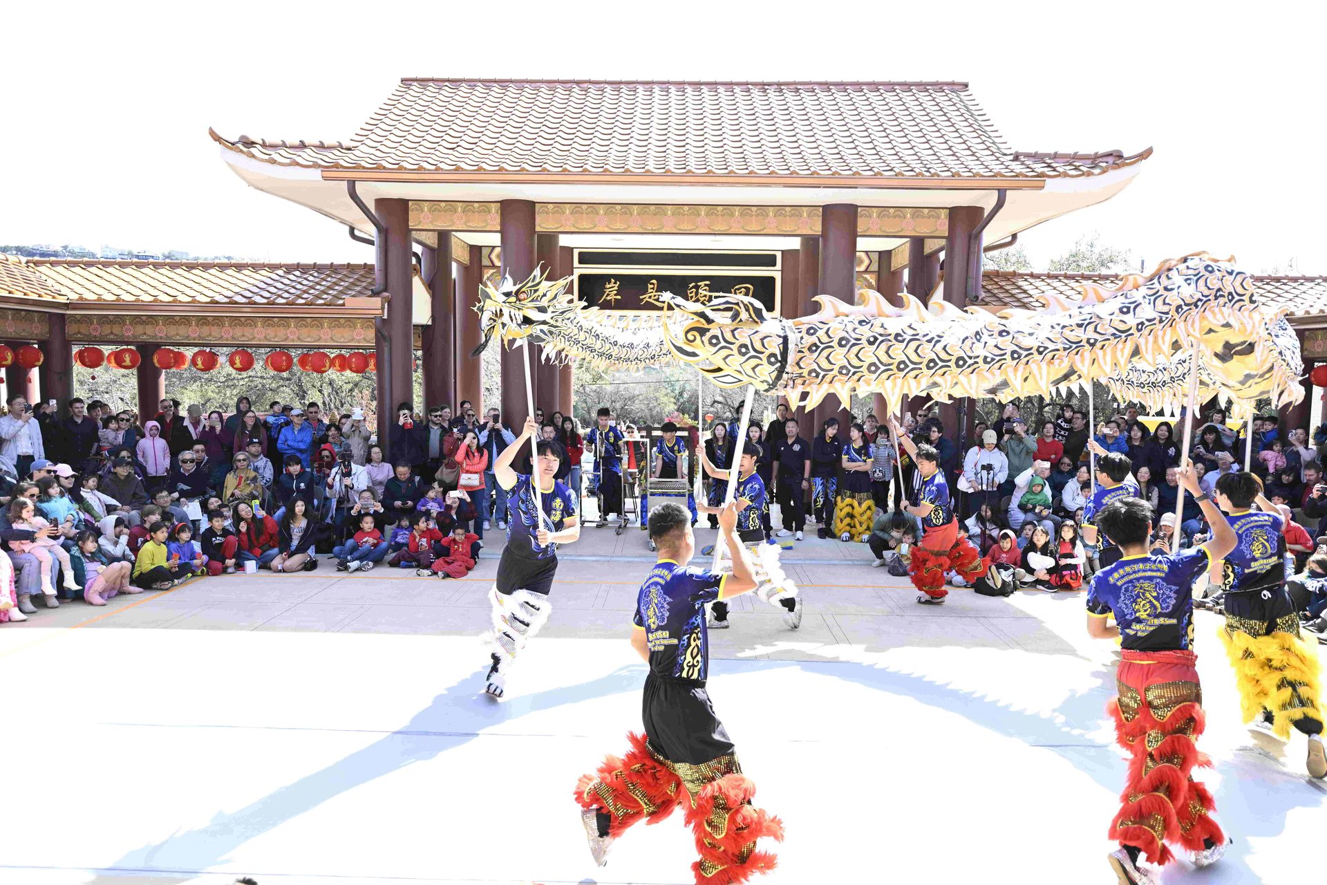 Spring Festival Cultural Harmony • A Surge of Compassion — Xiangyun Temple's Ethnic Experience Warms Austin