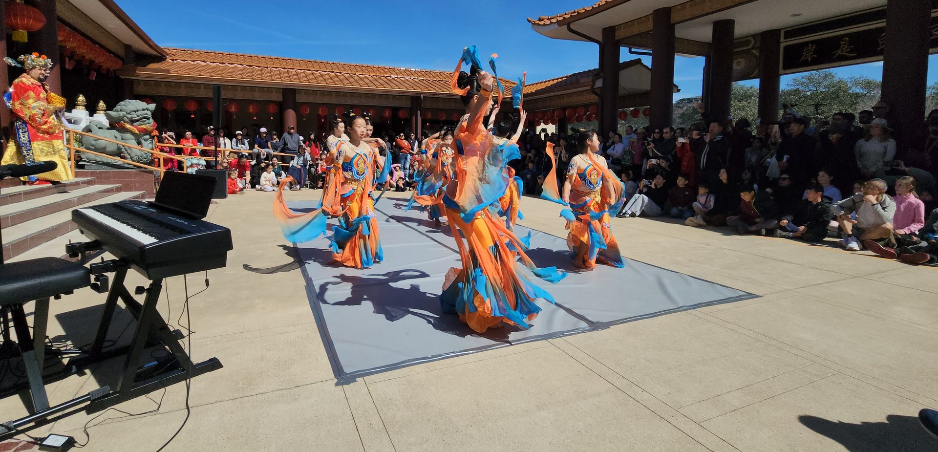Spring Festival Cultural Harmony • A Surge of Compassion — Xiangyun Temple's Ethnic Experience Warms Austin