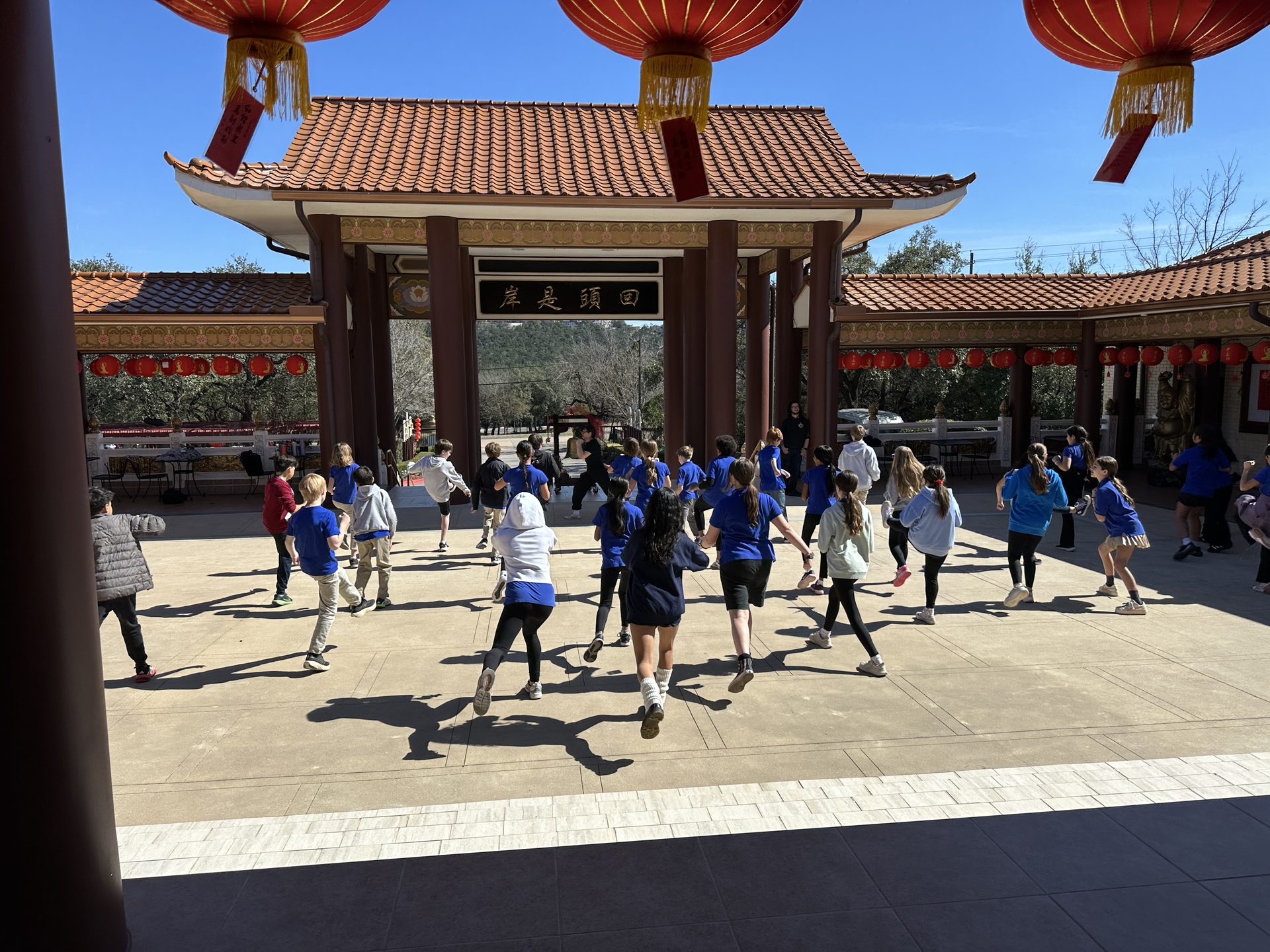 Multicultural Education Field Study — Magellan International School Visits Xiangyun Temple