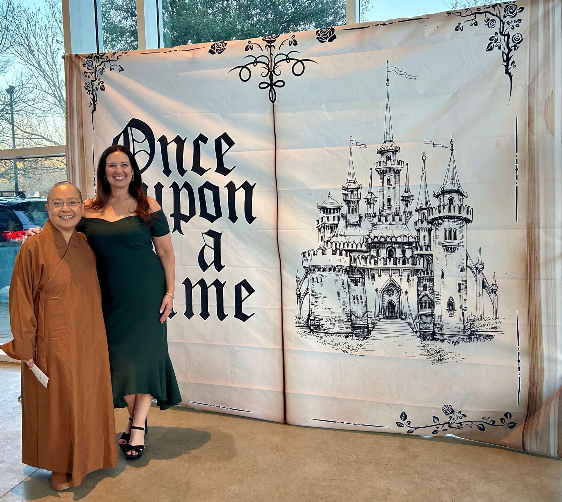 Xiangyun Temple Joins Hands in the "Once Upon A Time" Charity Gala
