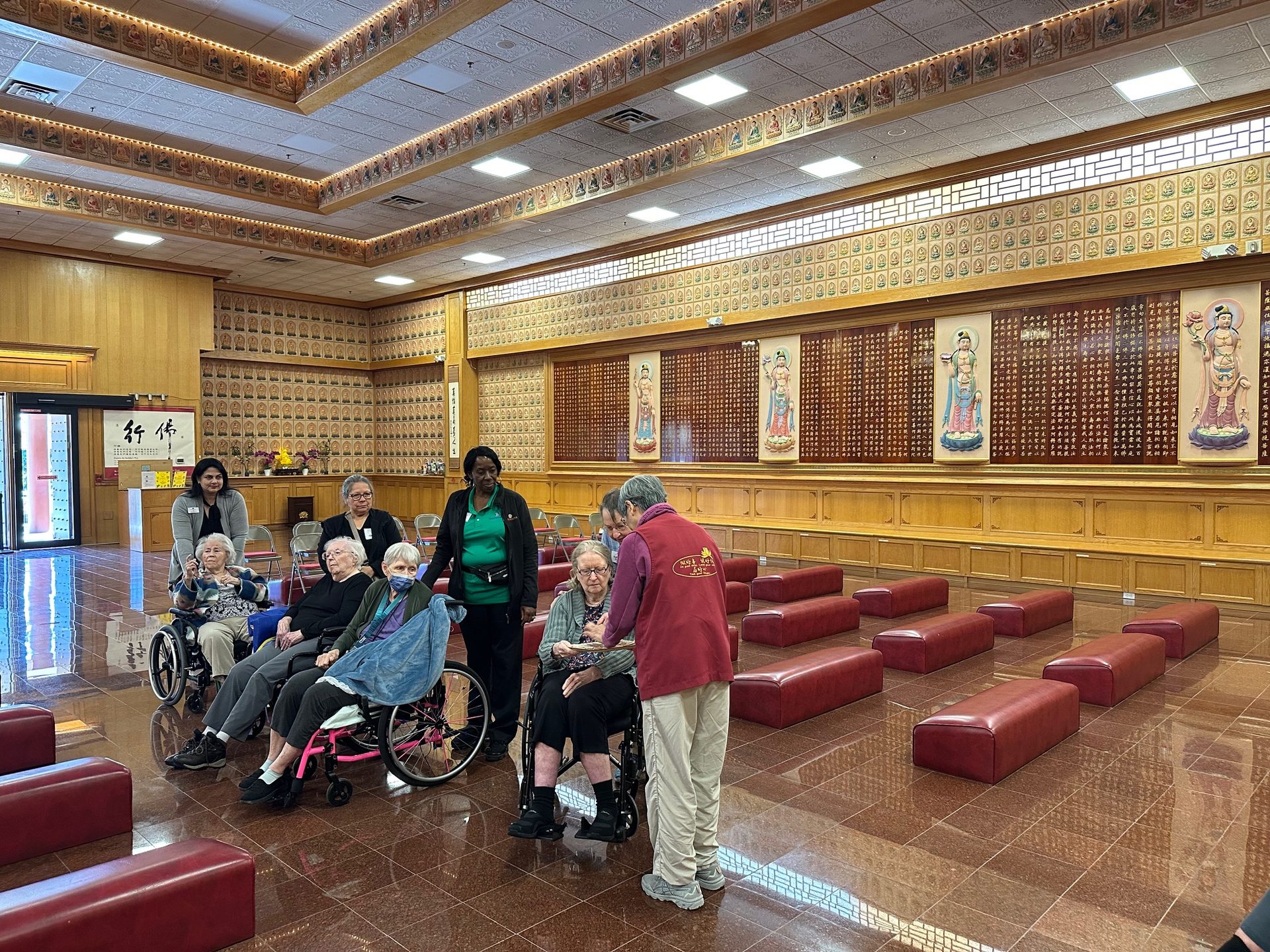 Westminster Senior visits Xiangyun Temple