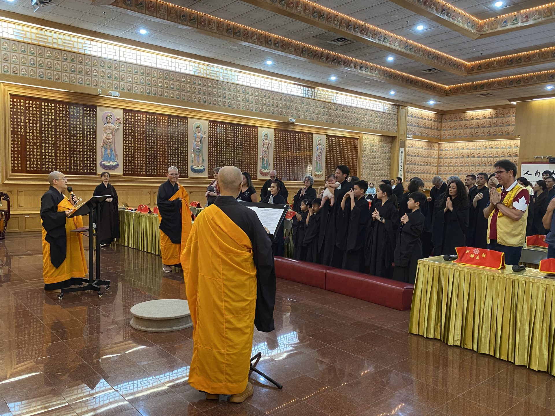 Xiang Yun Temple's Taking Refuge Ceremony - Welcomes New Local Buddhist Participants