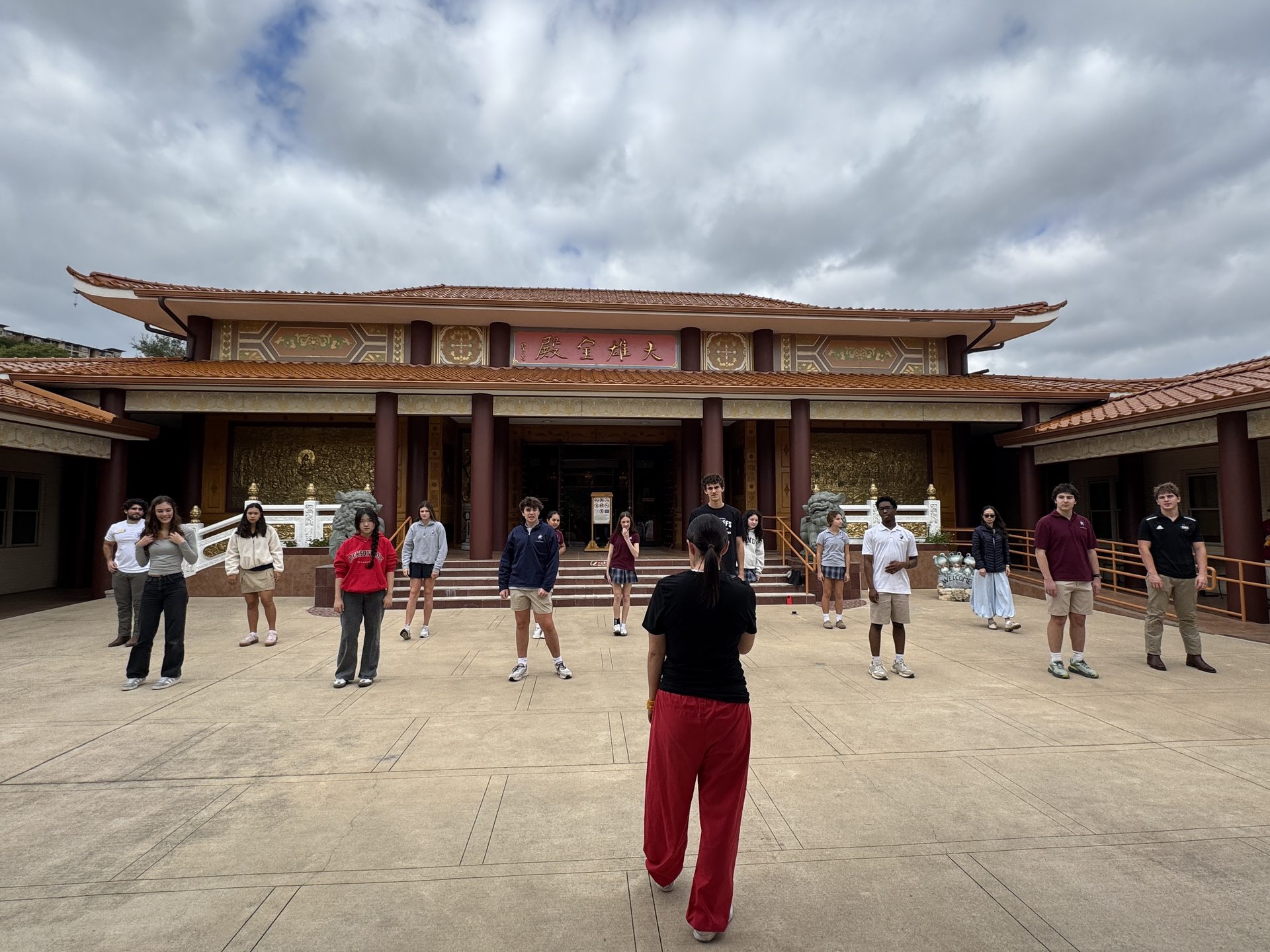 St. Michael’s Preparatory School Visits Xiangyun Temple