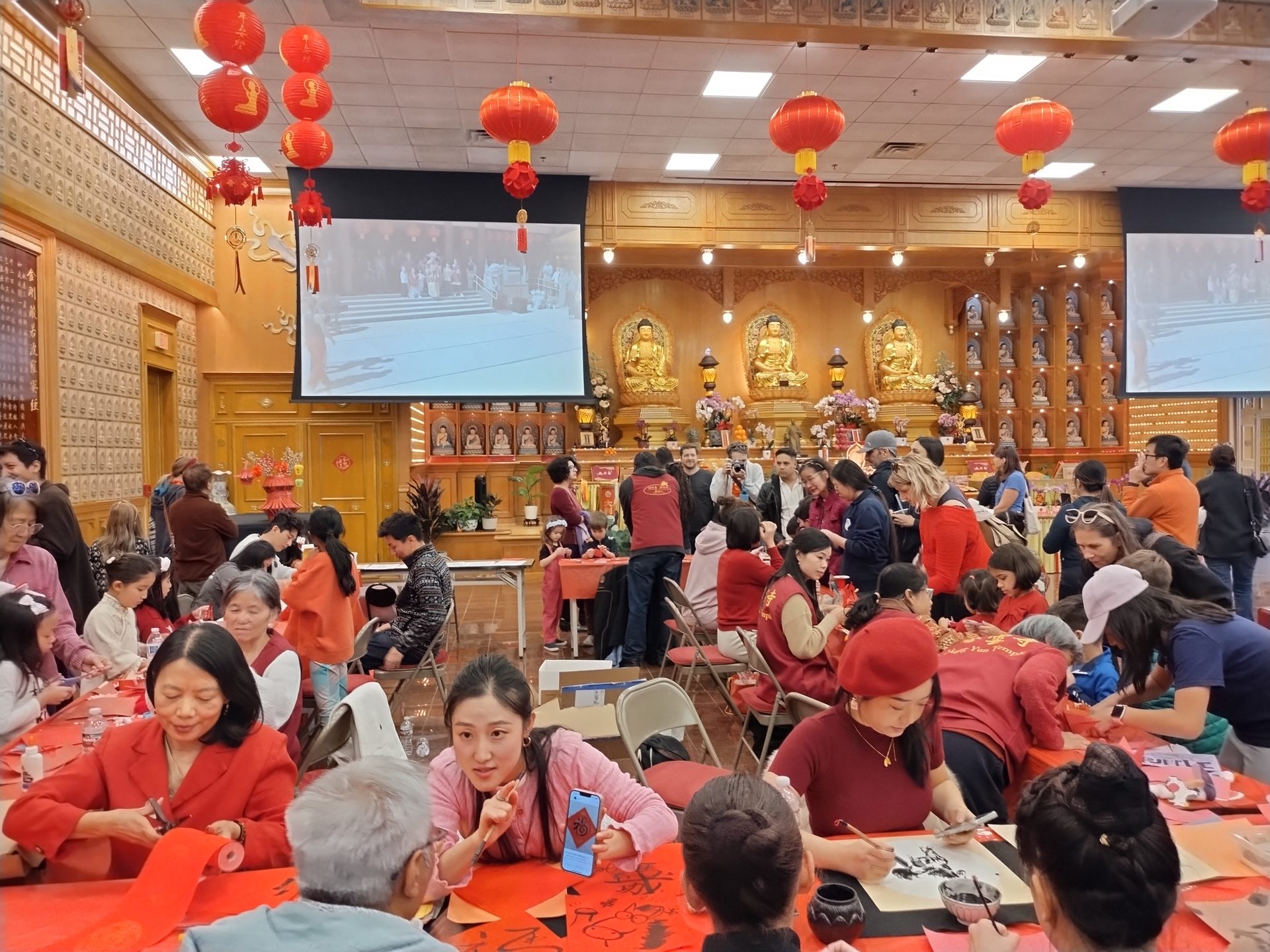 Spring Festival Cultural Harmony • A Surge of Compassion — Xiangyun Temple's Ethnic Experience Warms Austin