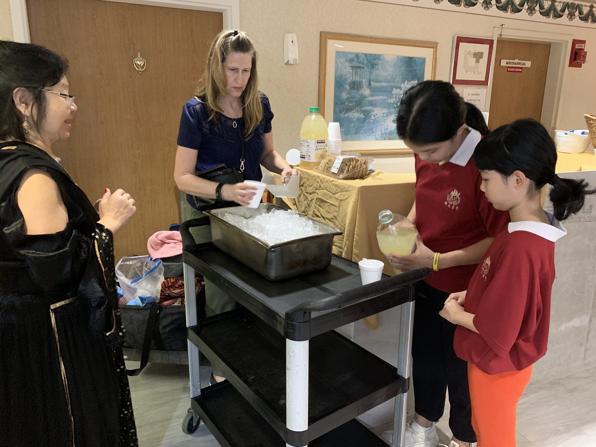 Austin Xiang Yun Temple - BLIA Austin offered condolences to the nursing home of the rehabilitation center