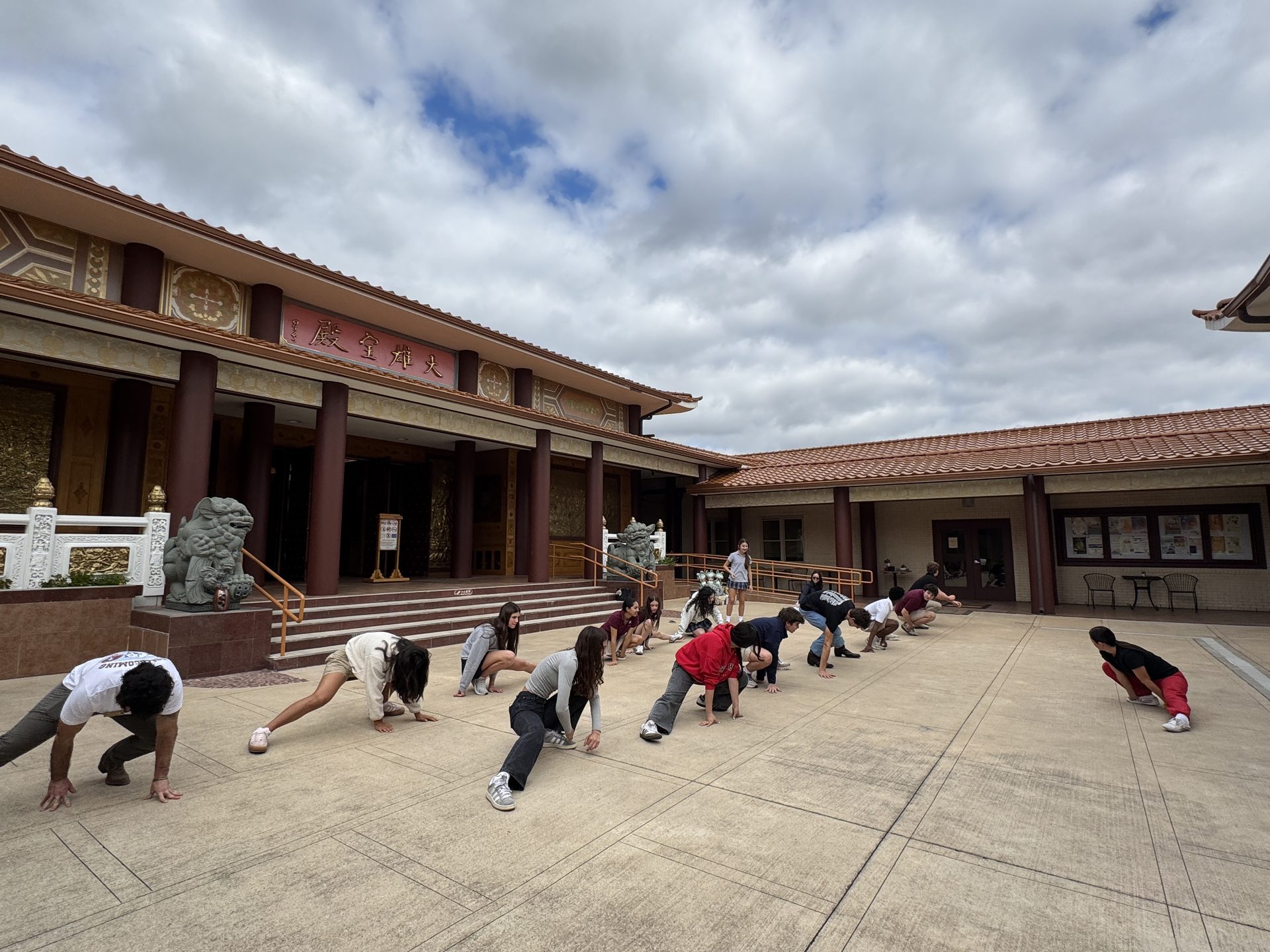 St. Michael’s Preparatory School Visits Xiangyun Temple
