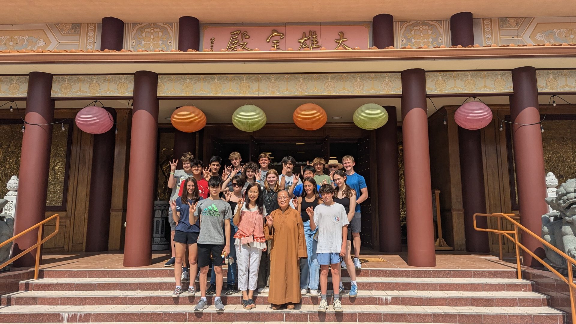 Austin Students visit Xiang Yun Temple to learn about Chinese culture and Buddhism