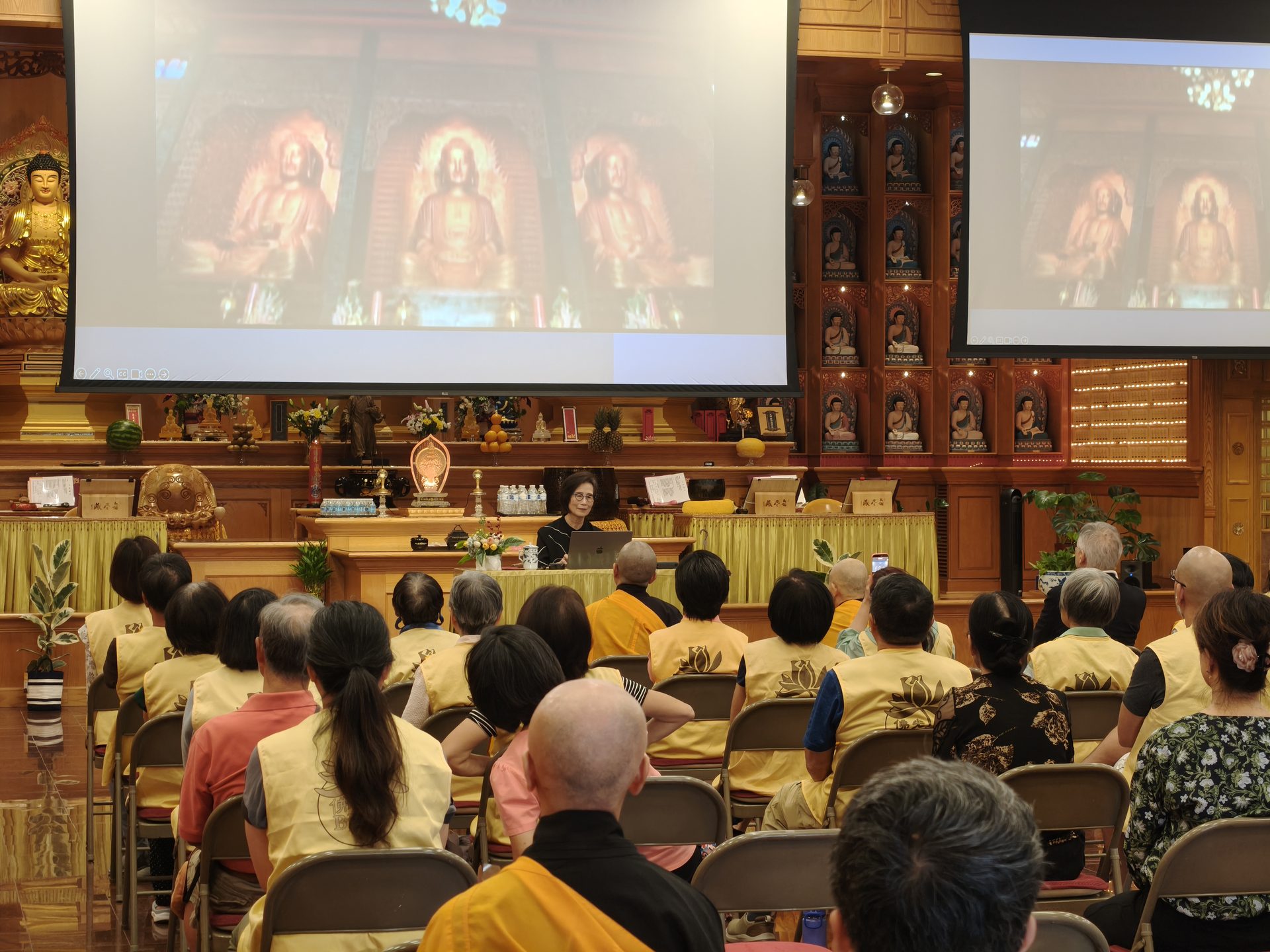 Fo Guang Shan Xiang Yun Temple in Austin Hosts Dharma Lecture by Venerable Lay Dharma Lecturer Chao Ku Huai-Chen