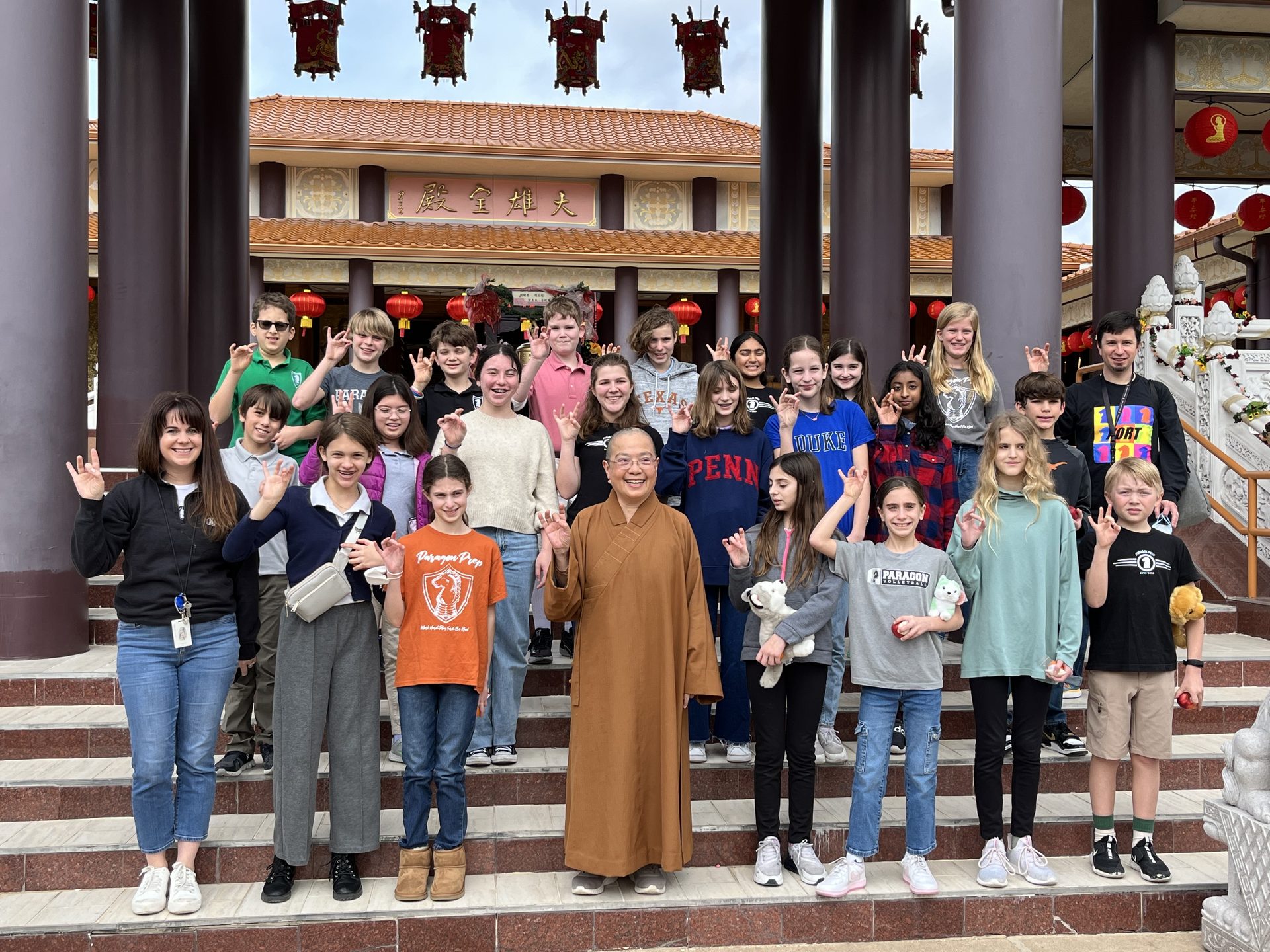 Paragon Prep School ,22位師學來訪
