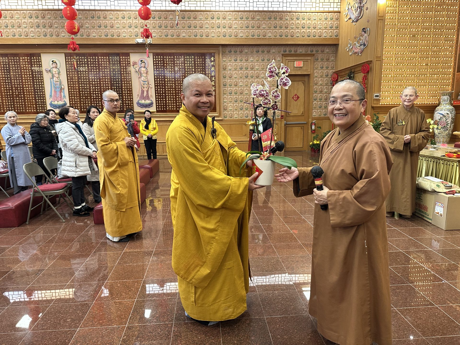Xiang Yun Temple Welcomes Vietnamese Visiting Groups to Celebrate Lunar New Year in Buddhist Light