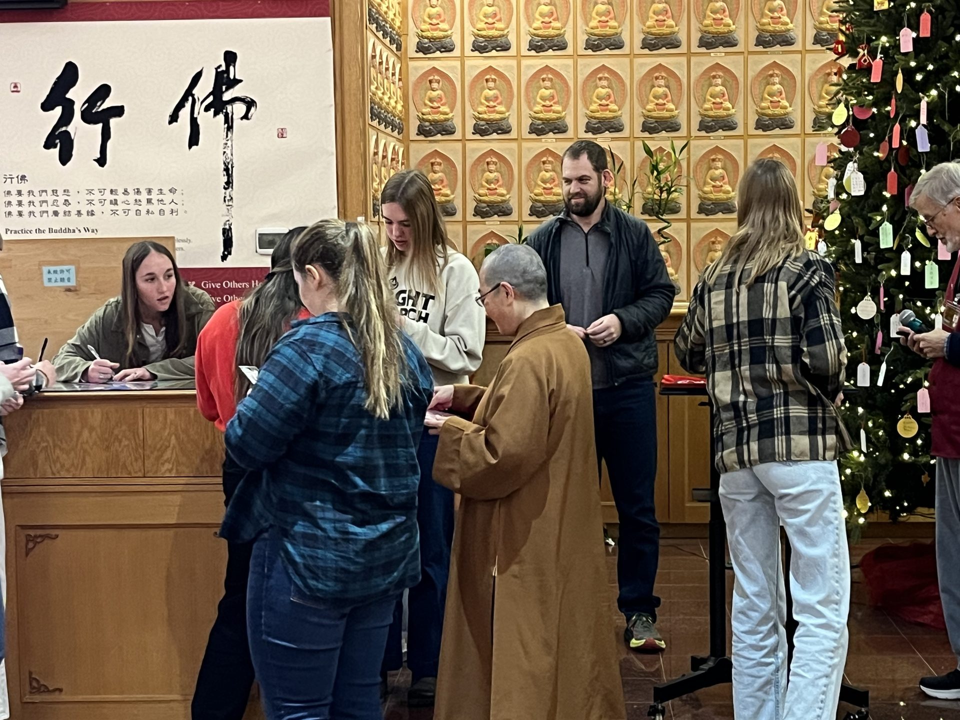 Tejas Camp and Retreat 師生來訪香雲寺