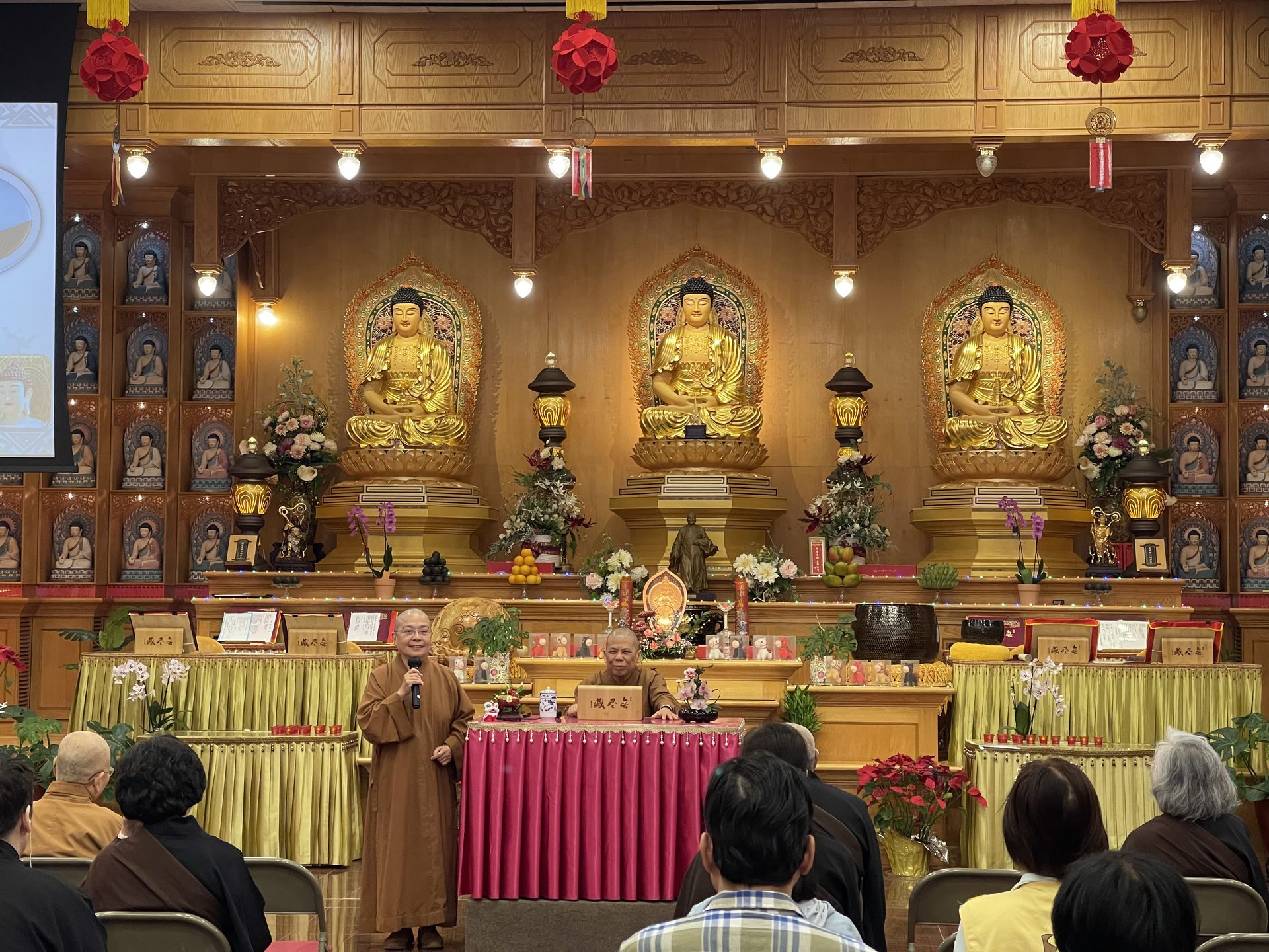 Xiangyun Temple's "Light Sixty, One Hundred Years of Looking Up" Lecture Series Launches First Session