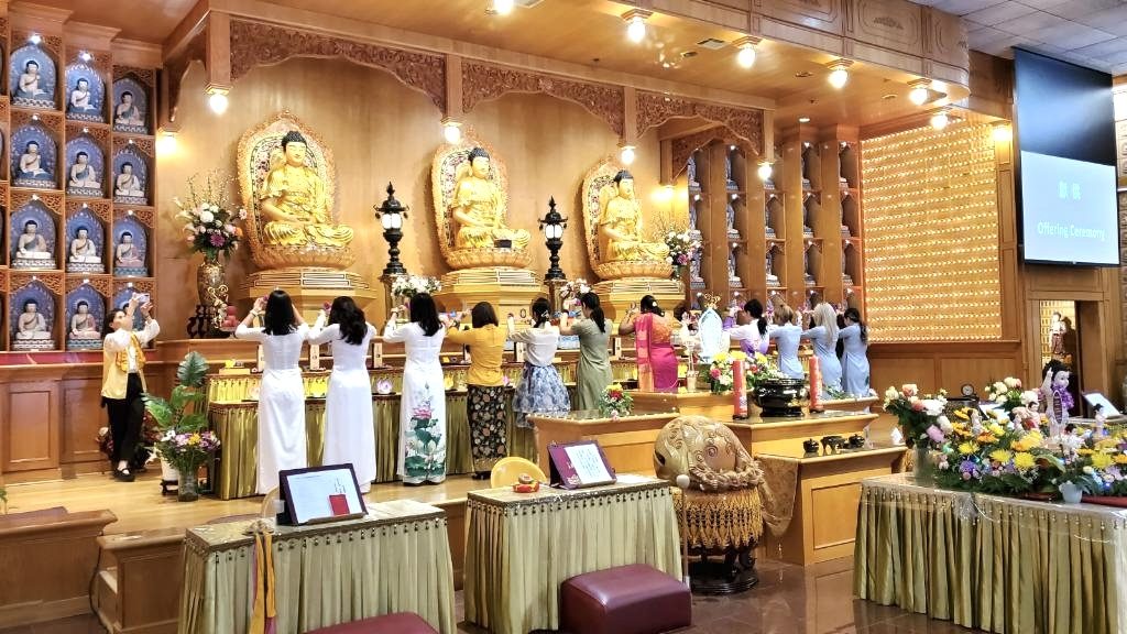 Xiangyun Temple Celebrated Buddha's Birthday