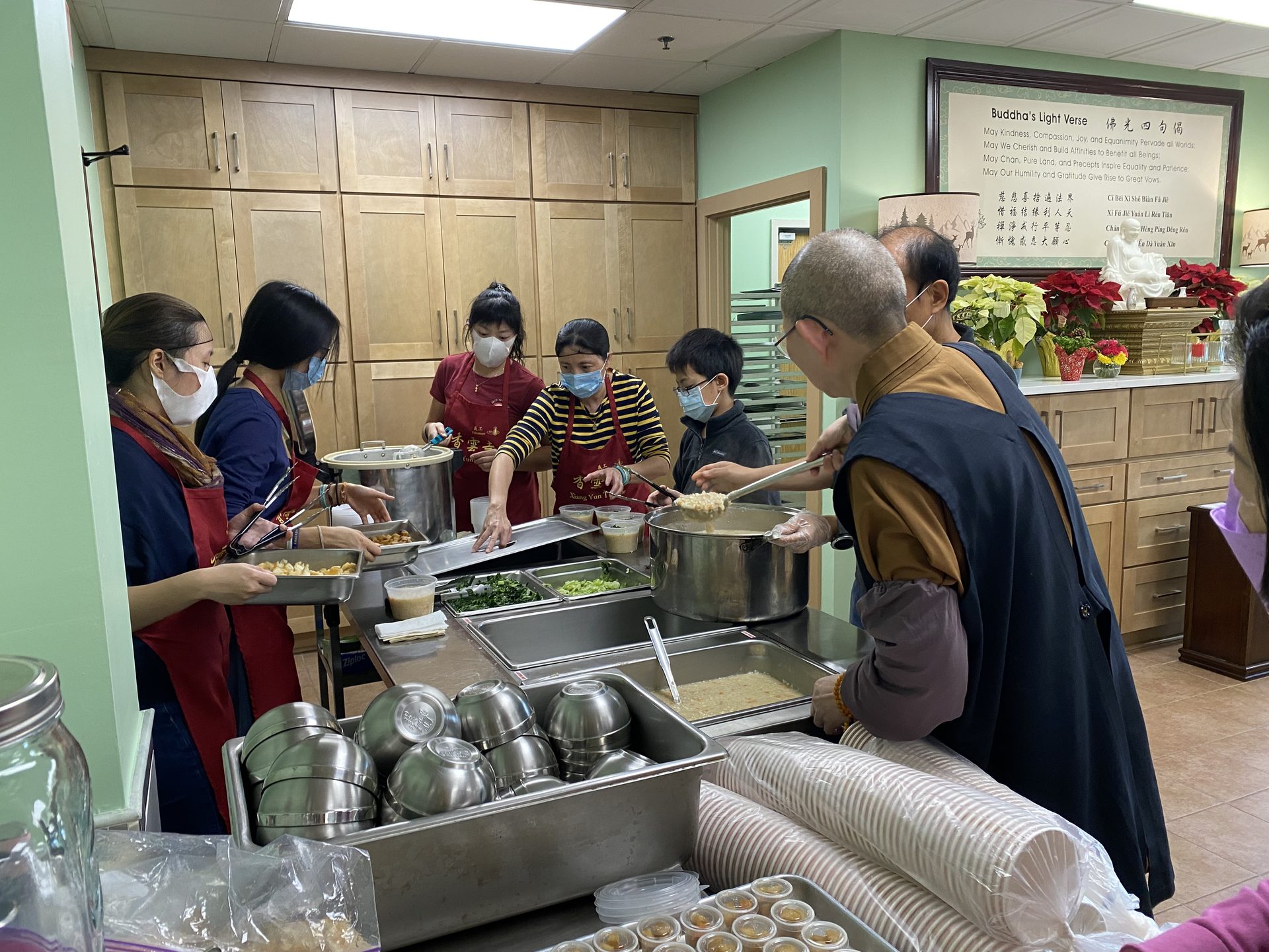 Xiang Yun Temple Commemorates Buddha's Enlightenment Day – A taste of Zen porridge to Bathe in Buddha's Grace