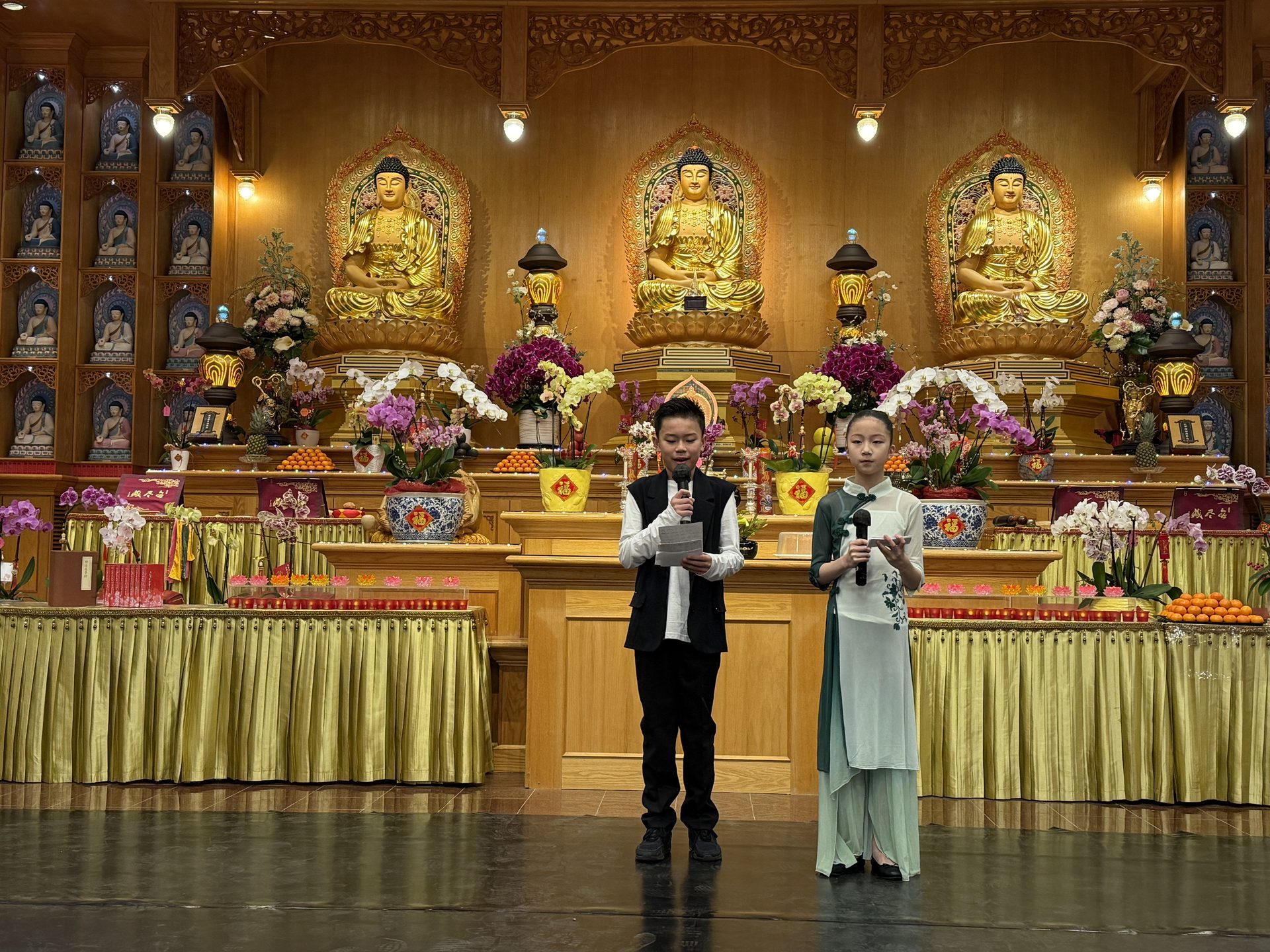 Xiang Yun Temple Lantern Festival Banquet: Celebrating with Lantern Riddles