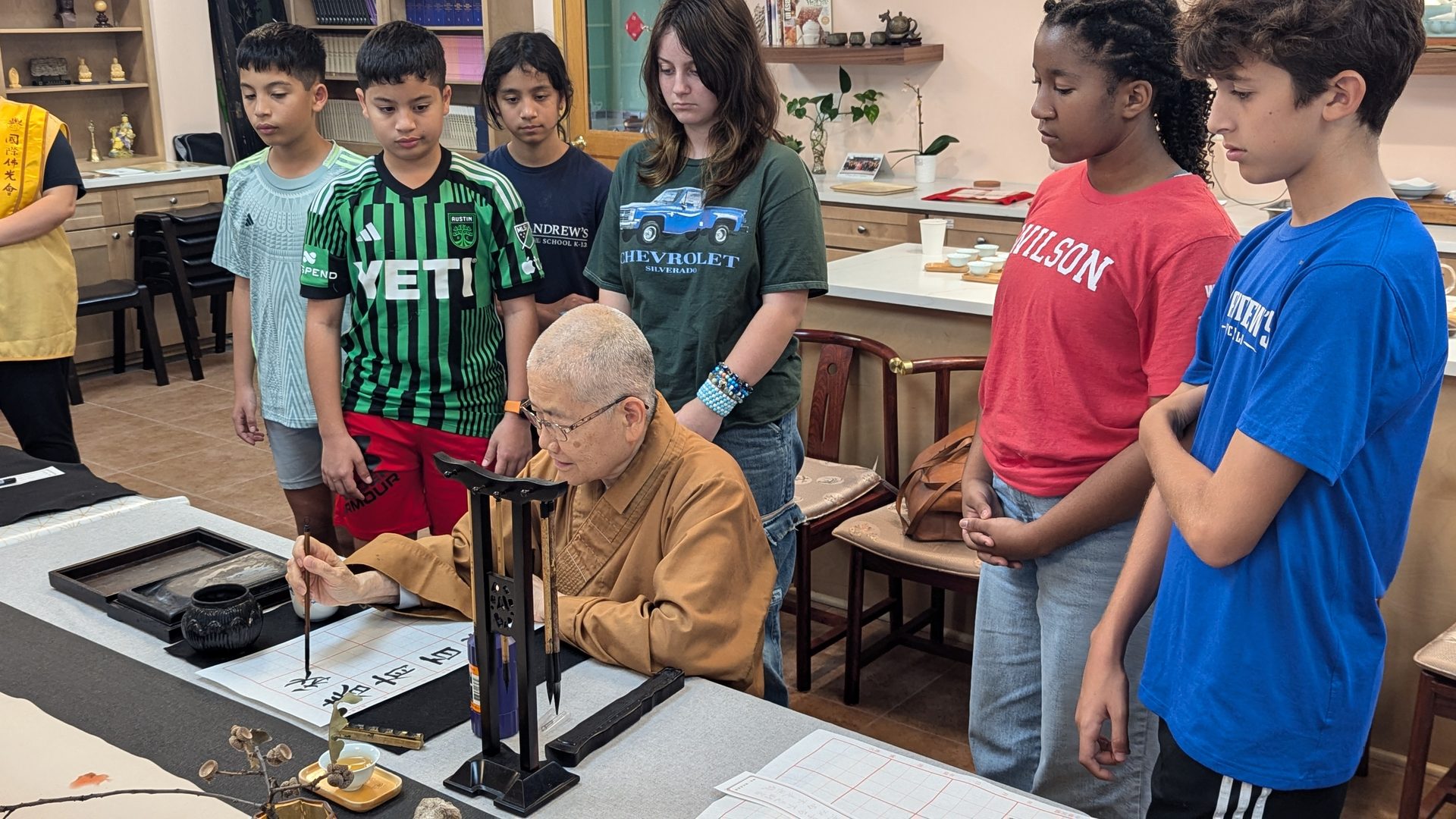 Austin Students visit Xiang Yun Temple to learn about Chinese culture and Buddhism