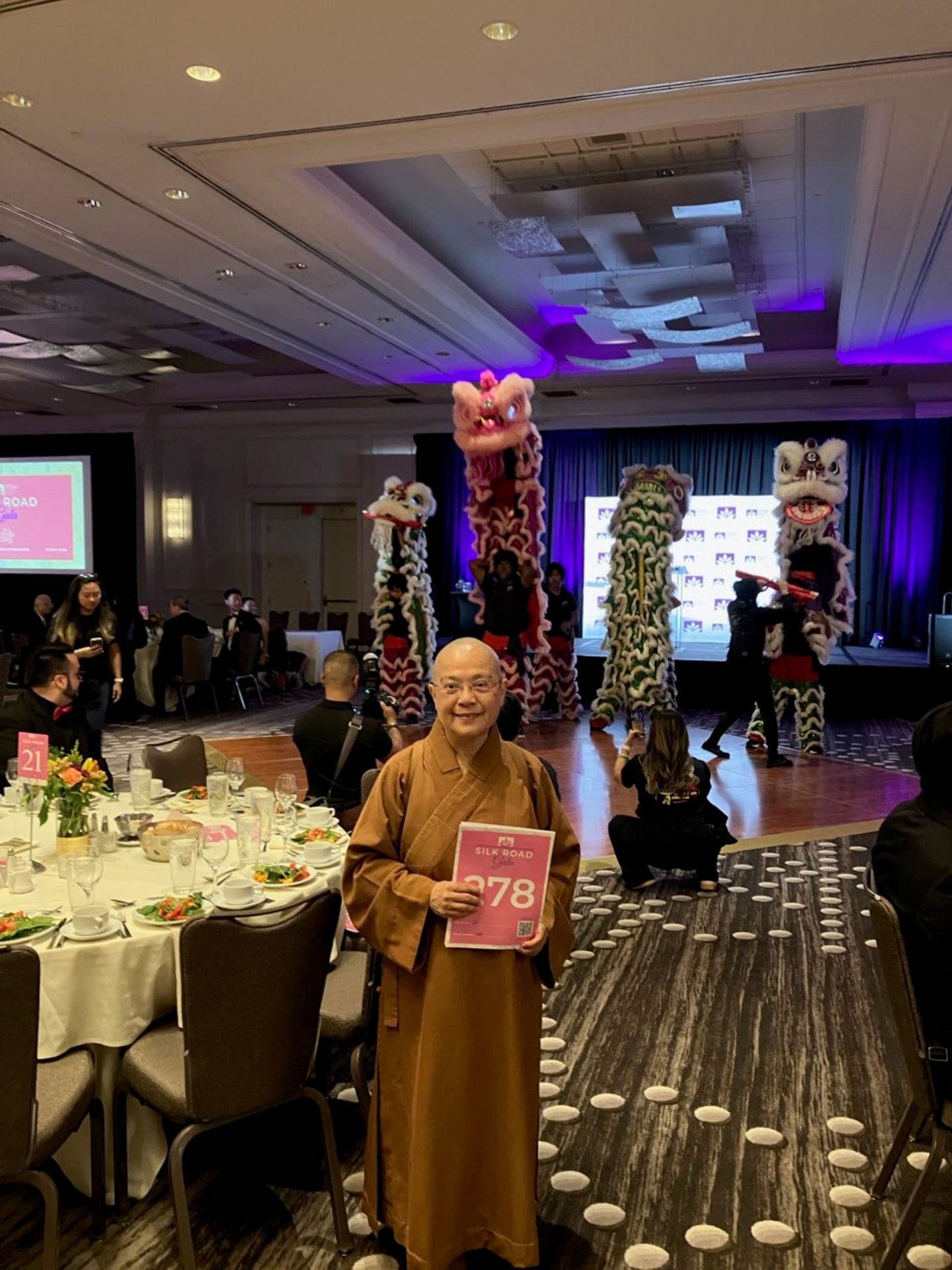 Xiang Yun Temple Participates in “Silk Road Charity Gala” — Caring for Vulnerable Asian Families and Building a Road of Hope