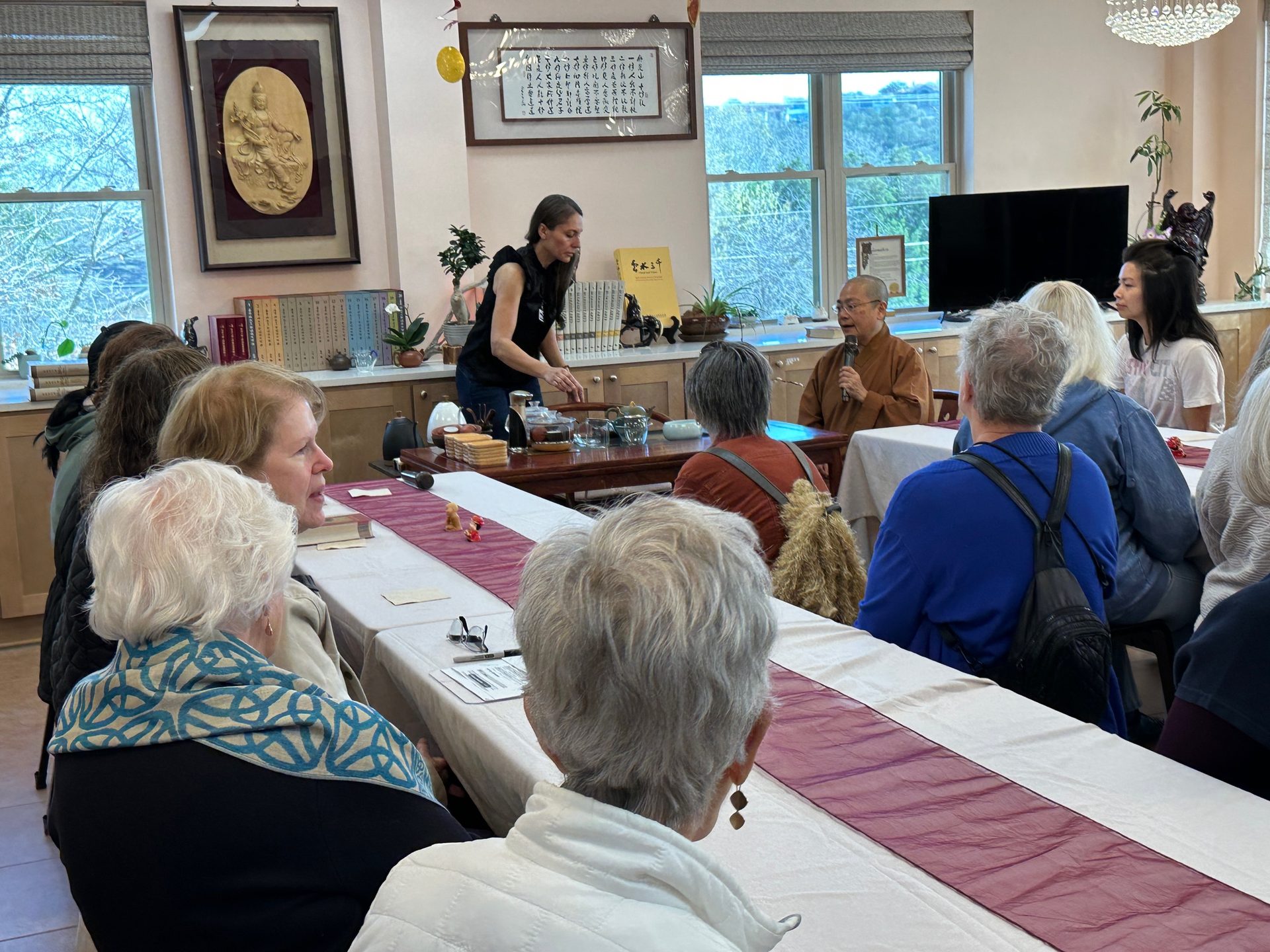 UT University Lifelong Learning Center Visits Xiangyun Temple for the Third Time