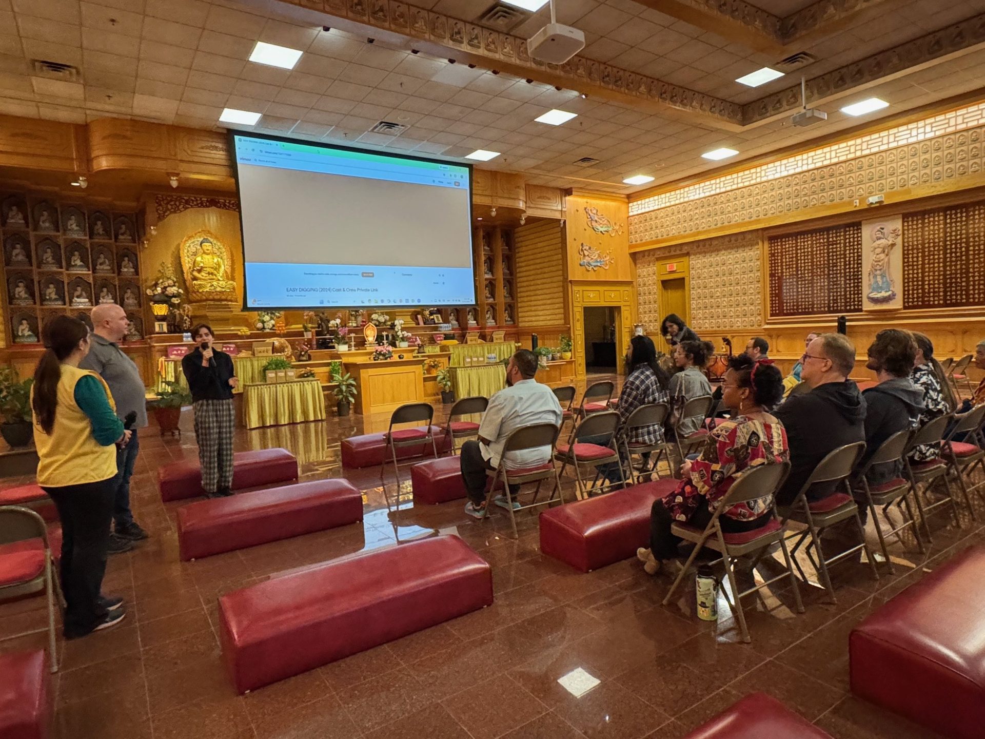 Xiangyun Temple “Easy Digging” Film Screening — Digging Inward, Seeing the Self