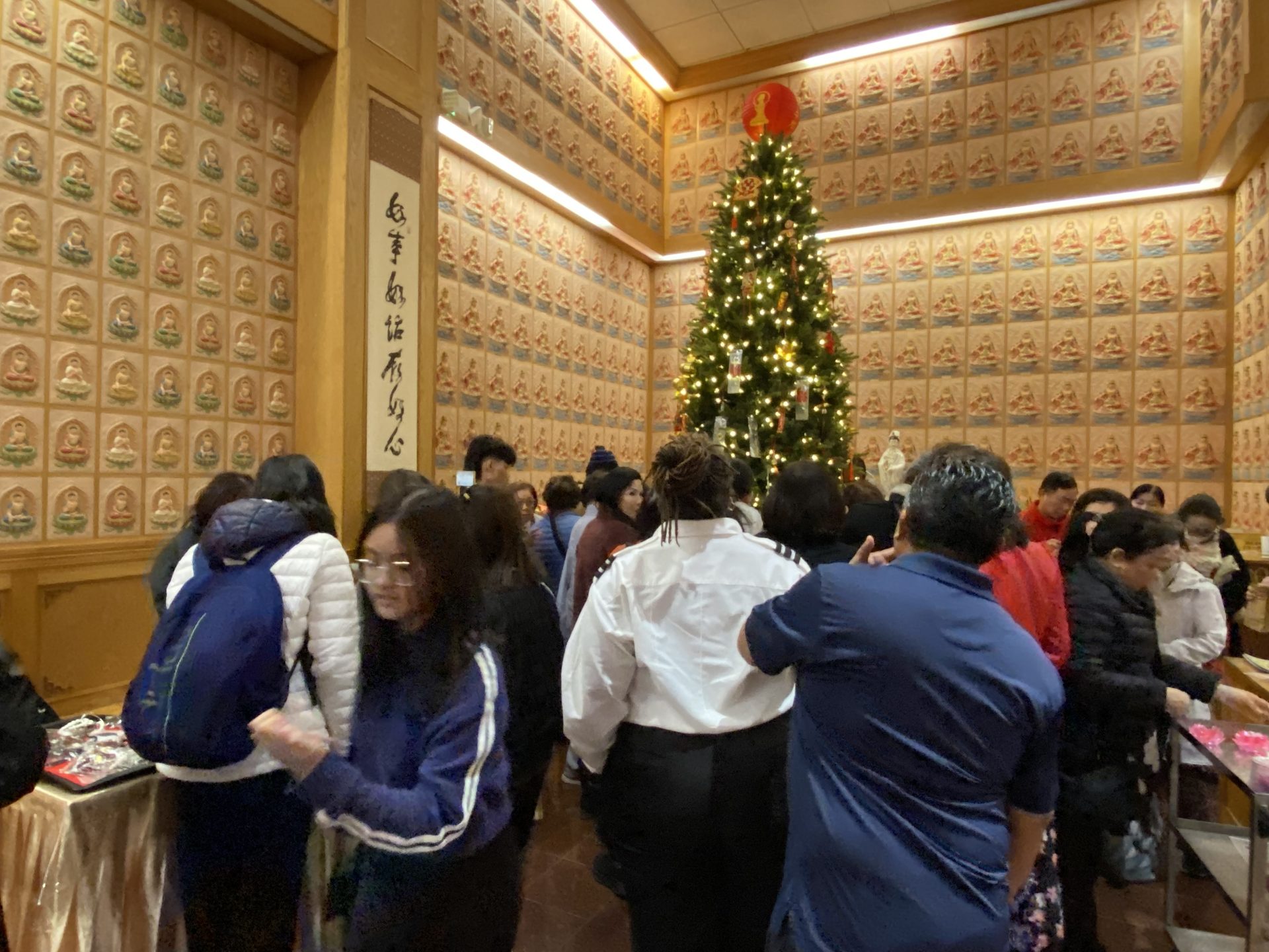 休士頓福德修院美籍越裔僧信 參訪香雲寺