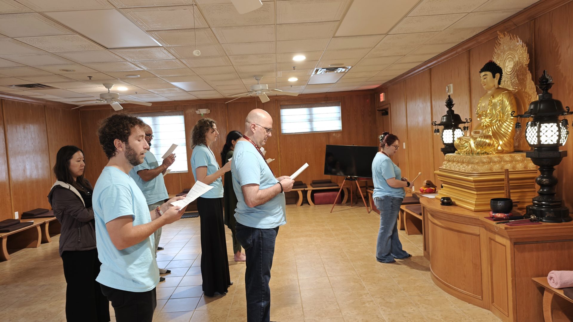 Xiang Yun Temple “Opening the Door to Wisdom” — English Three-Day Meditation Retreat Concludes Successfully