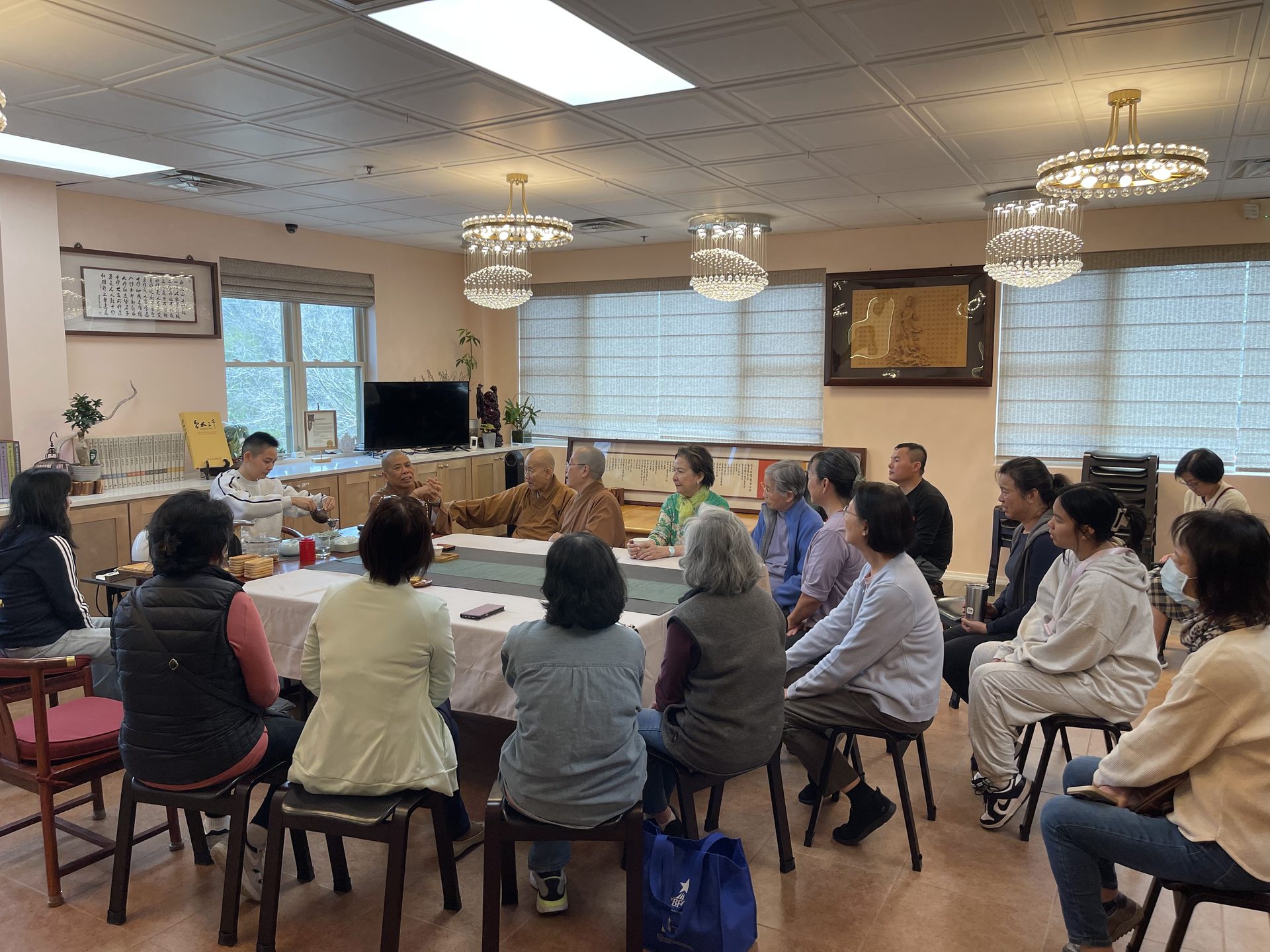 Xiangyun Temple's "Light Sixty, One Hundred Years of Looking Up" Lecture Series Launches First Session