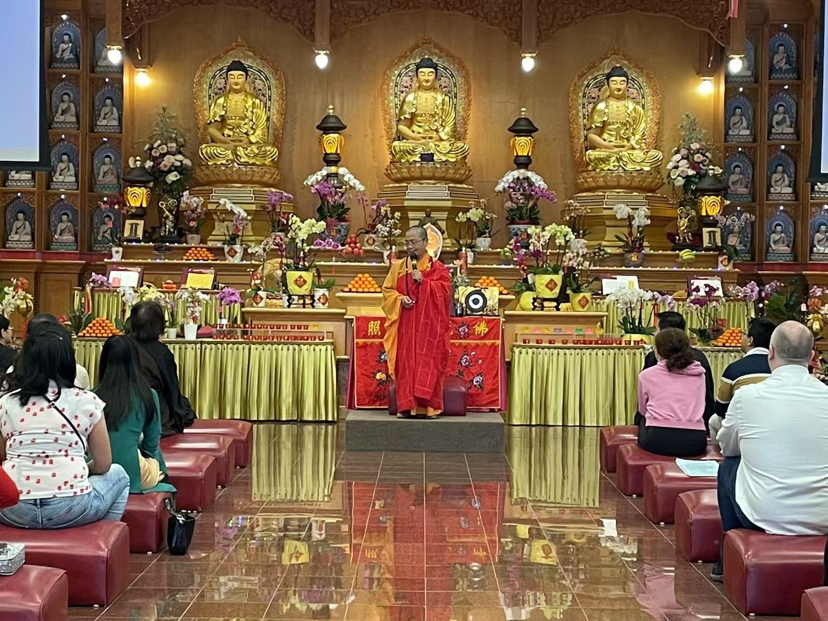 Xiang Yun Temple's Lunar New Year Celebration: Harmony Between Buddhism and Diverse Cultures