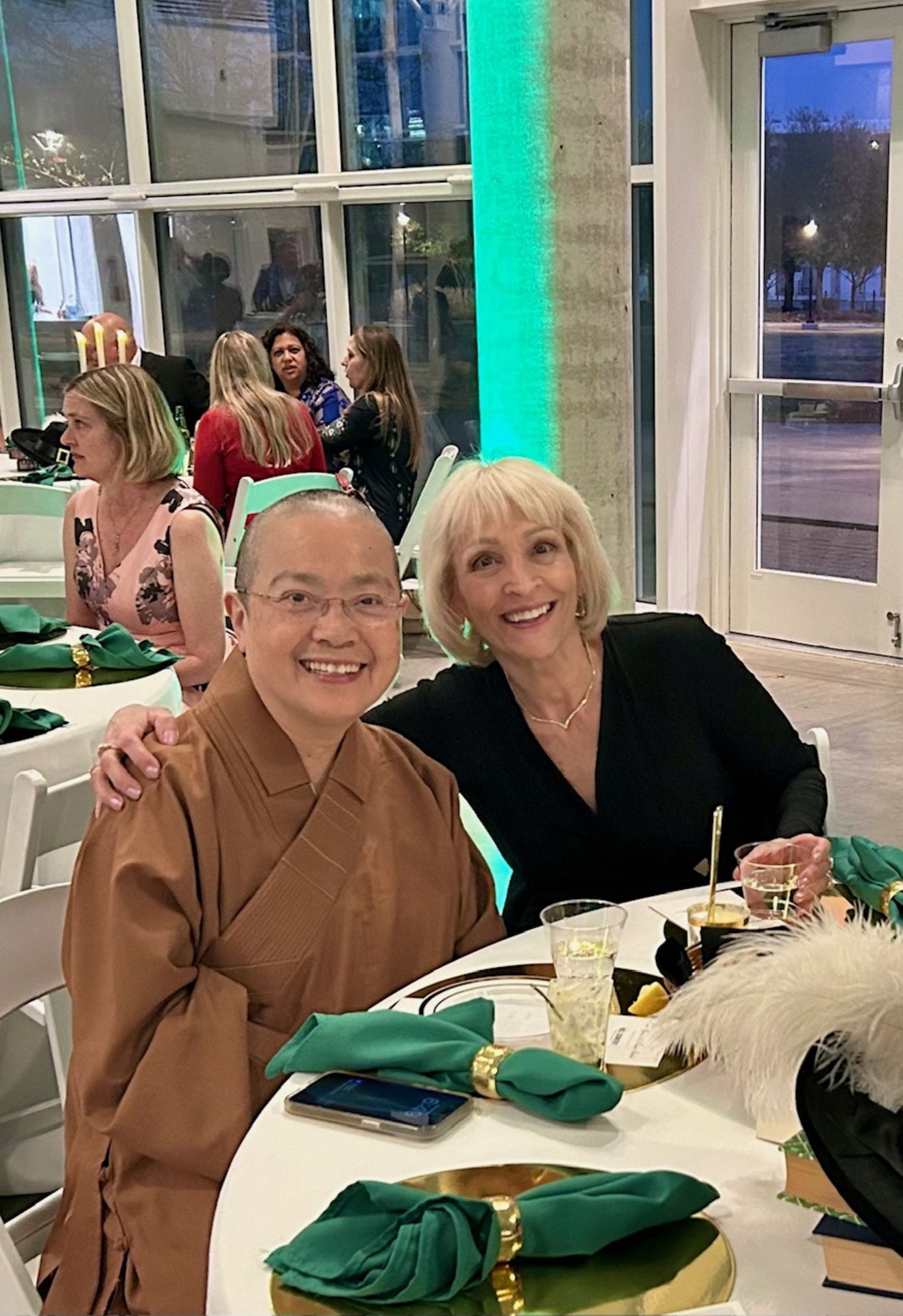 Xiangyun Temple Joins Hands in the "Once Upon A Time" Charity Gala