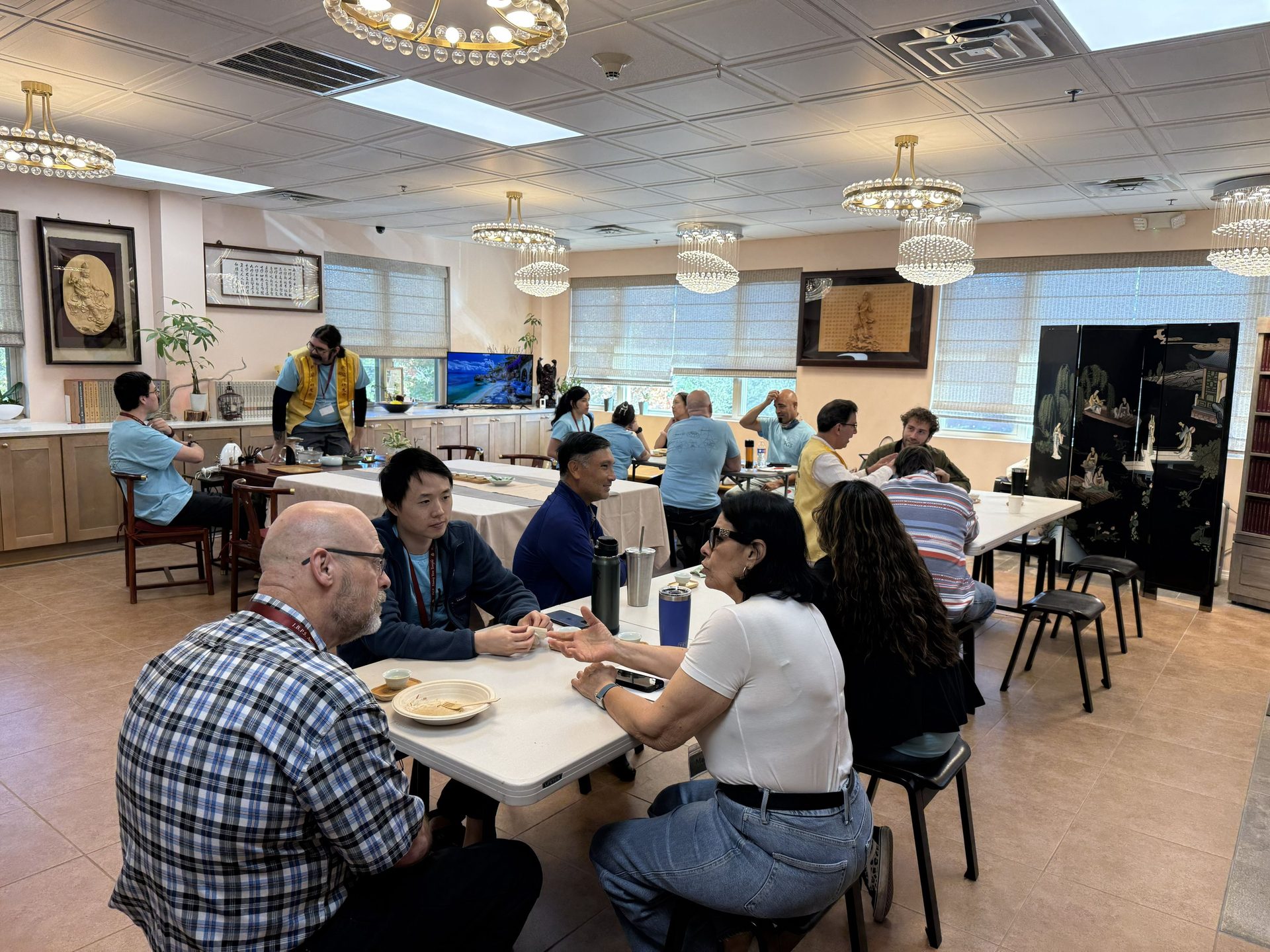 Xiang Yun Temple “Opening the Door to Wisdom” — English Three-Day Meditation Retreat Concludes Successfully