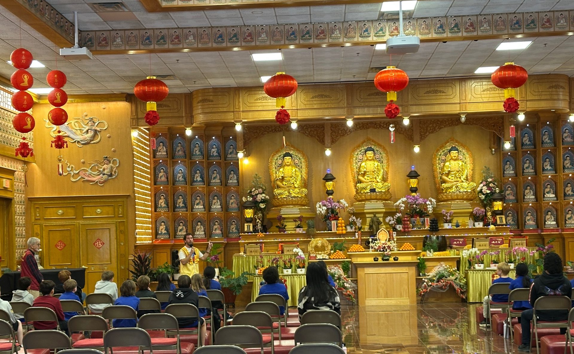 Multicultural Education Field Study — Magellan International School Visits Xiangyun Temple