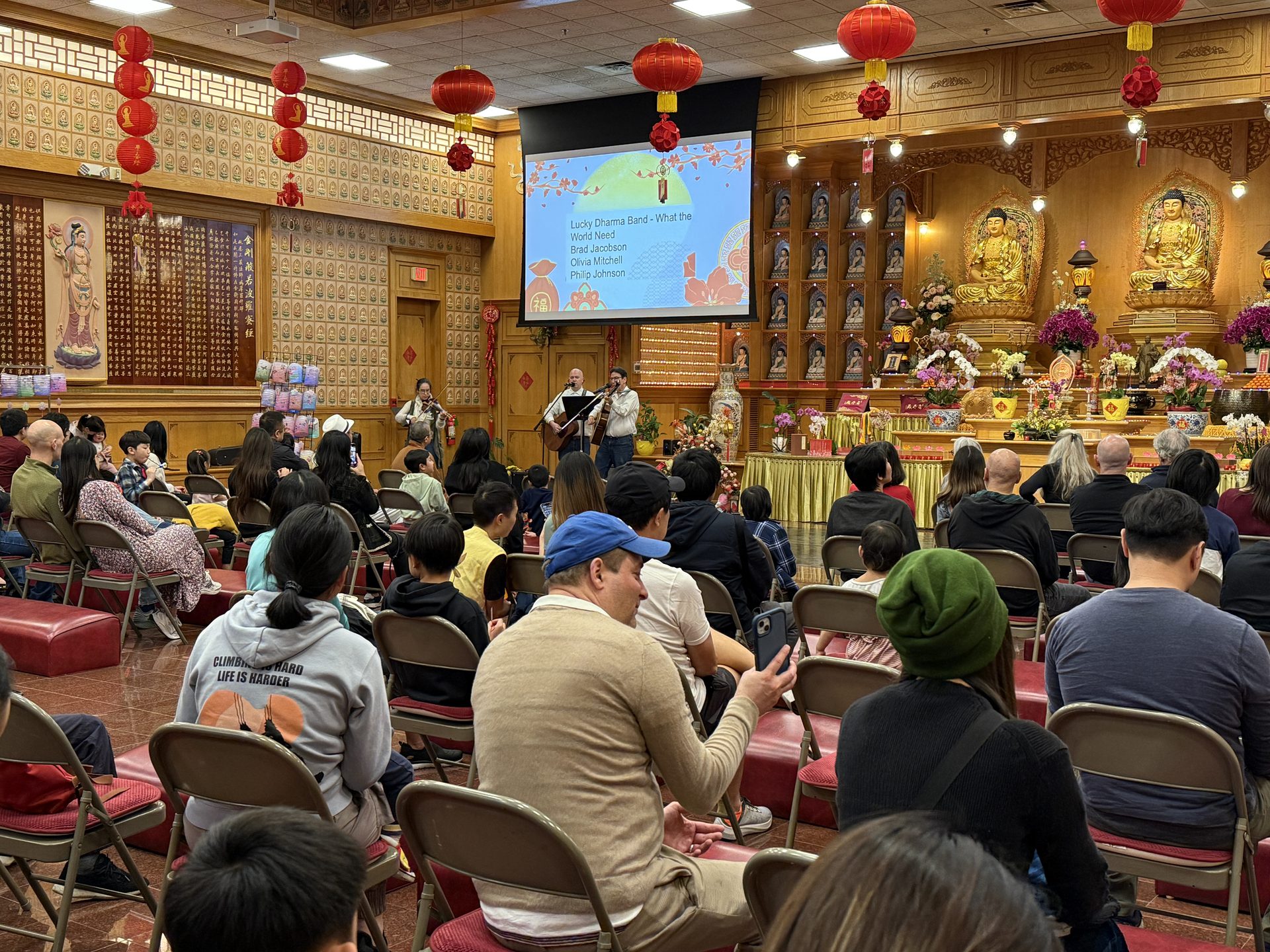 Xiang Yun Temple Lantern Festival Banquet: Celebrating with Lantern Riddles