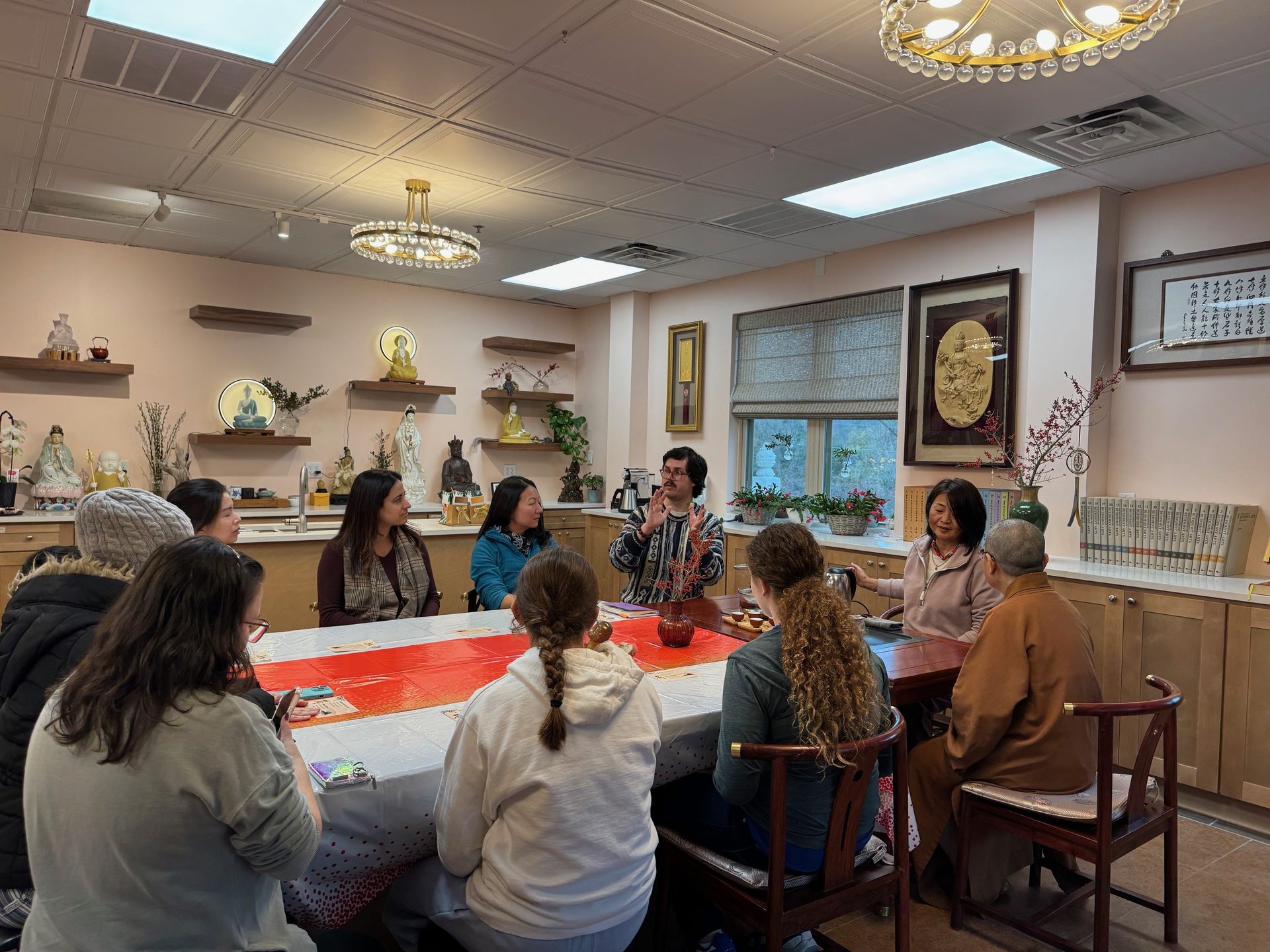 Austin Jewish Academy Students and Teachers Visit Xiang Yun Temple to Explore Buddhist Culture and History