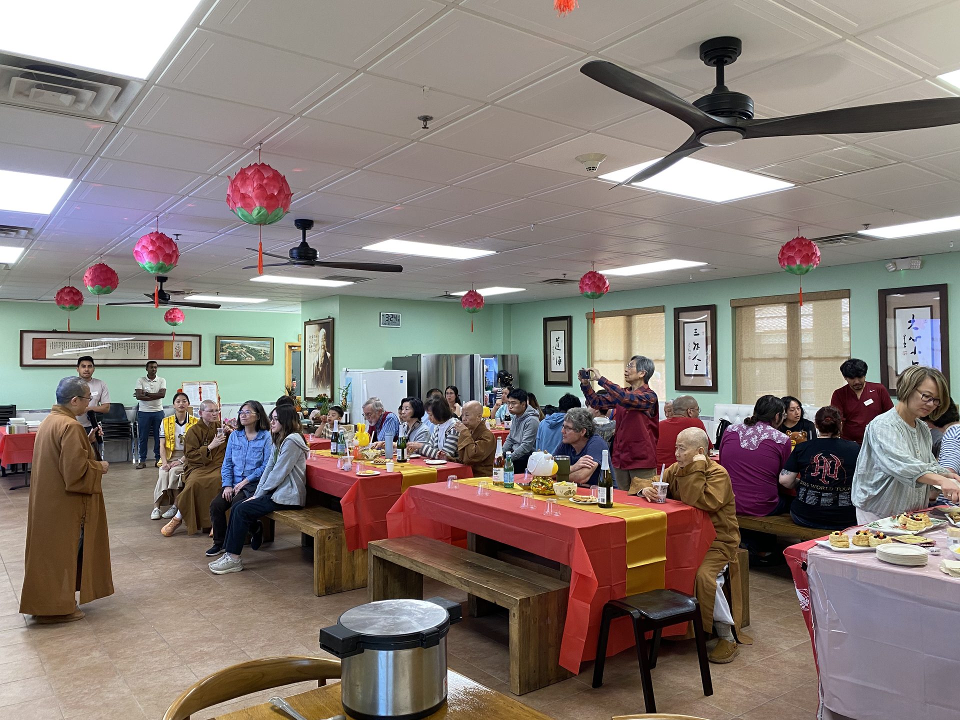 Xiangyun Temple's New Year Pǔchá: Appreciating Volunteers and Sharing Dharma Joy