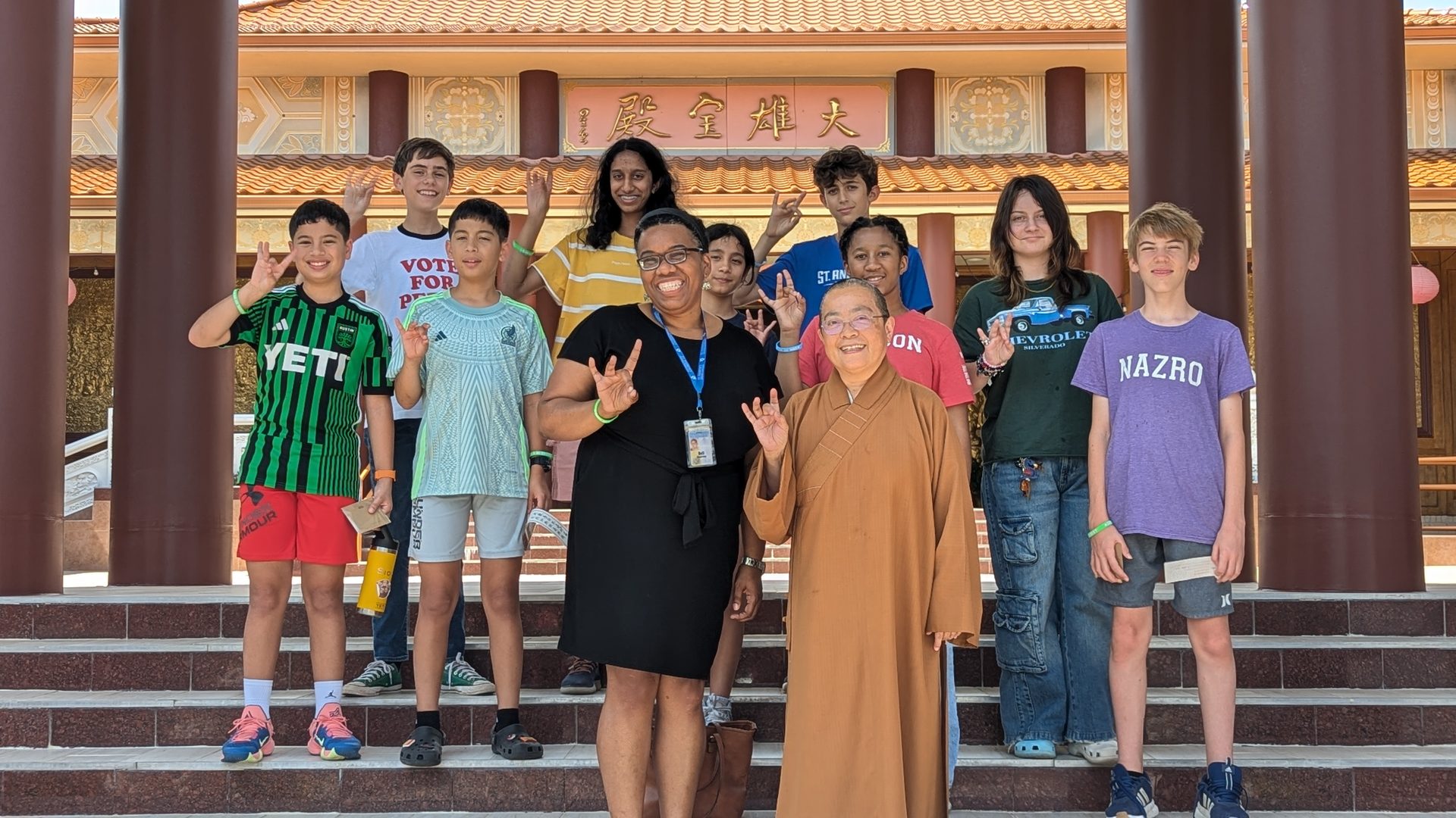 Austin Students visit Xiang Yun Temple to learn about Chinese culture and Buddhism