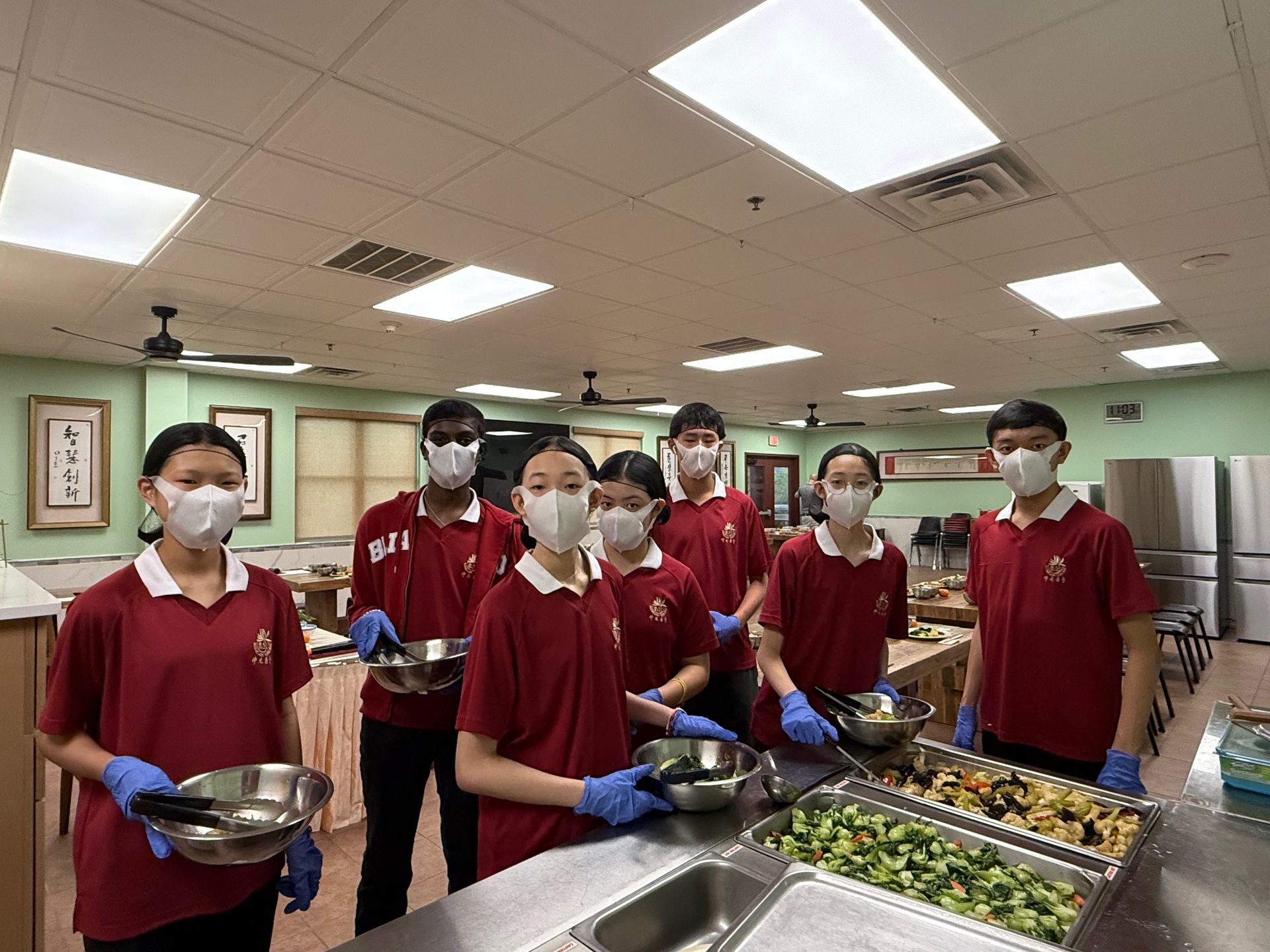 Eight Precepts Retreat at Xiang Yun Temple: BLIA Youth Support the Event