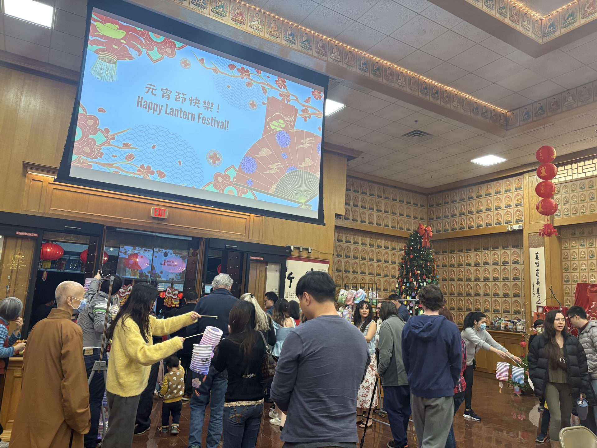 Xiang Yun Temple Lantern Festival Banquet: Celebrating with Lantern Riddles