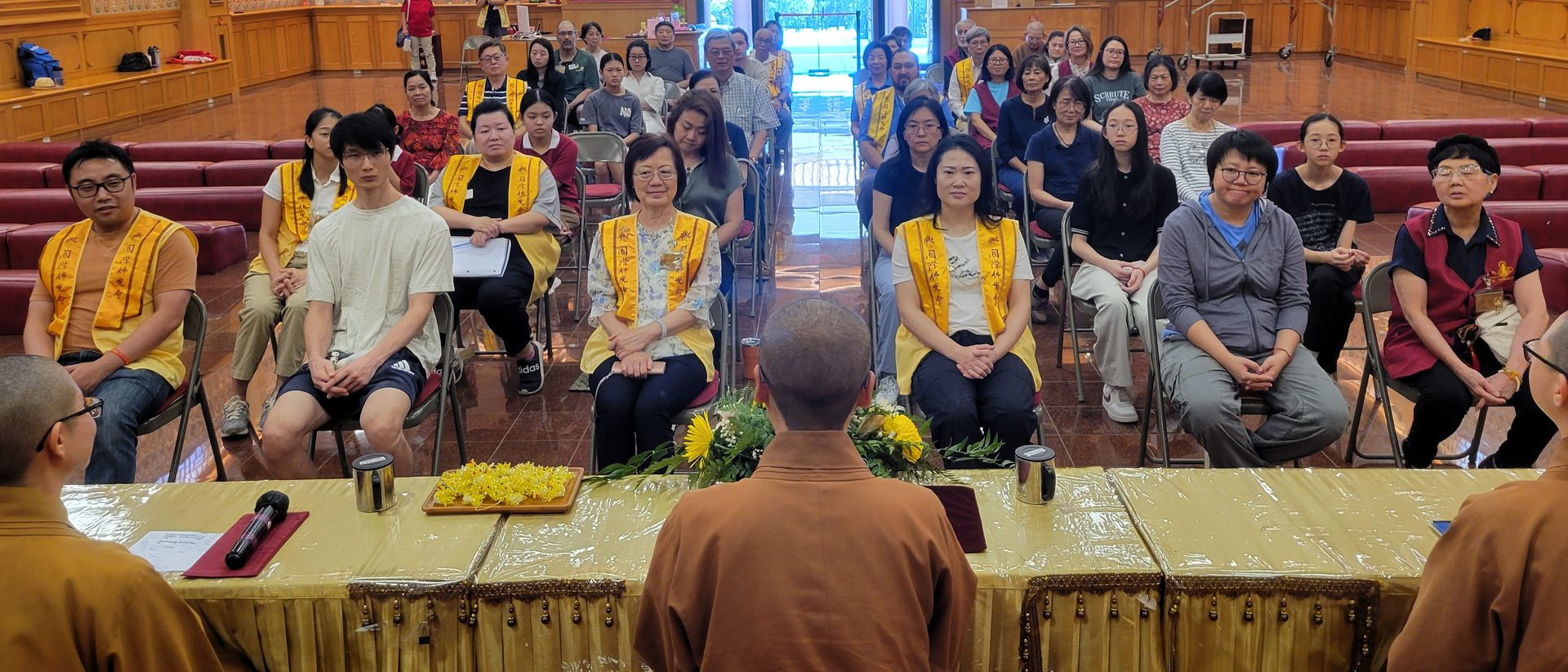 Venerable Miaoguang and Others Visit Xiangyun Temple in Austin for Inspiring Lectures