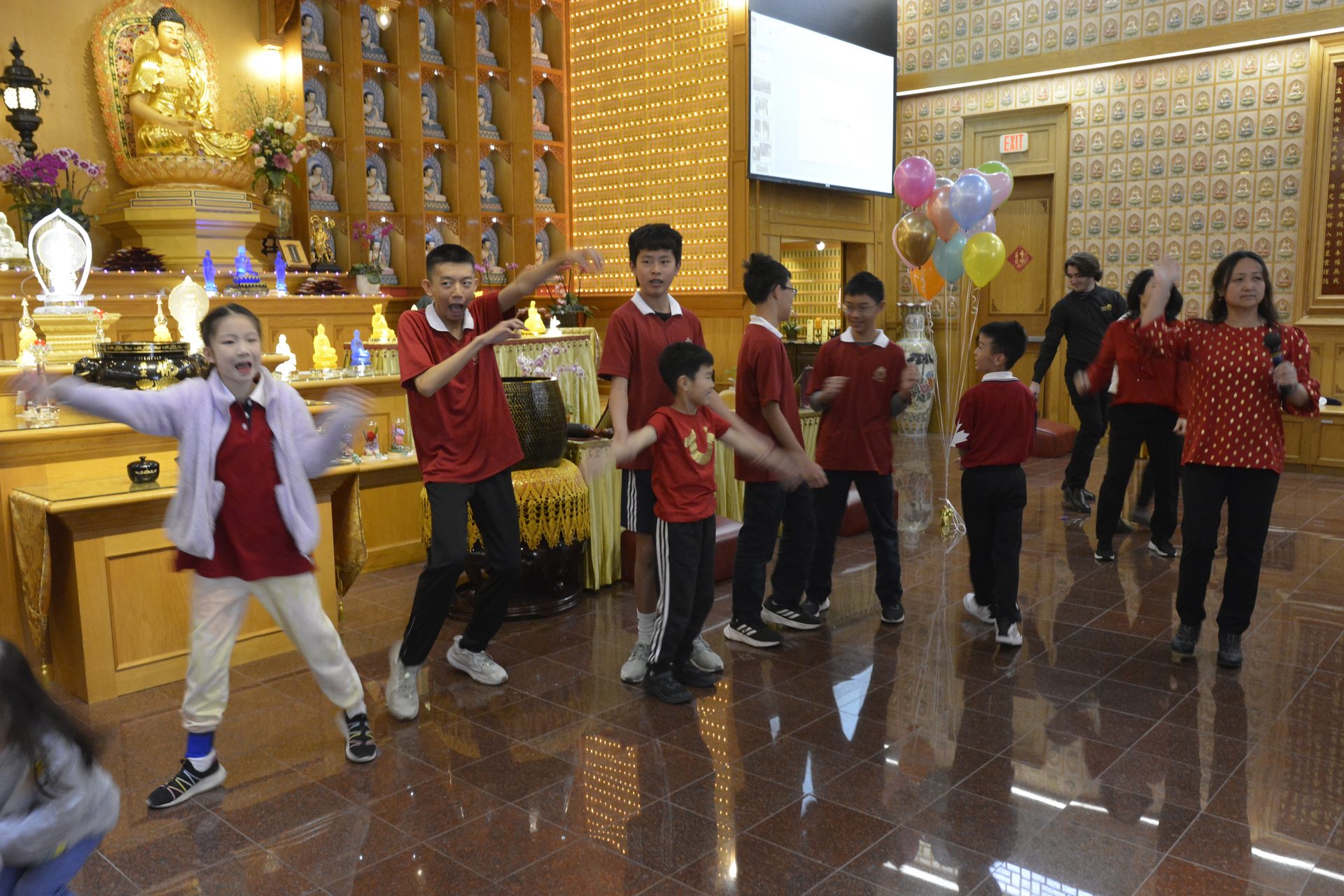 Xiang Yun Temple Hosted Joyful Tea Feast and Promoted Youth Engagement