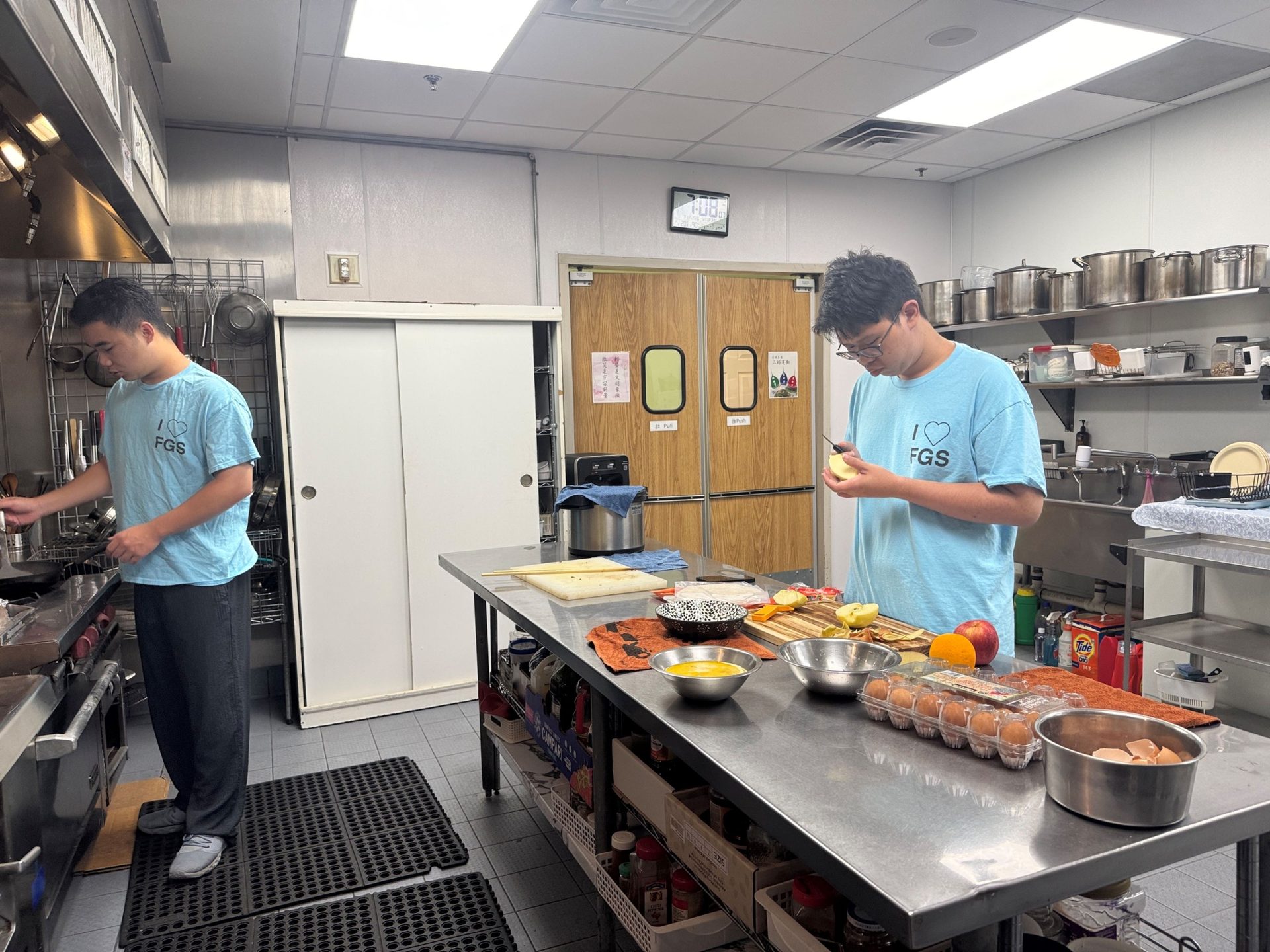 Fo Guang University Overseas Internship – Week Two: Immersing in the Heart of Texas Culture as Faculty Bring Encouragement from Taiwan and Students Build Cross-Cultural Friendships