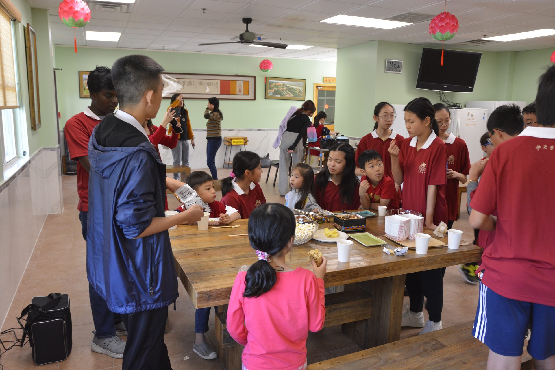 Xiang Yun Temple Hosted Joyful Tea Feast and Promoted Youth Engagement