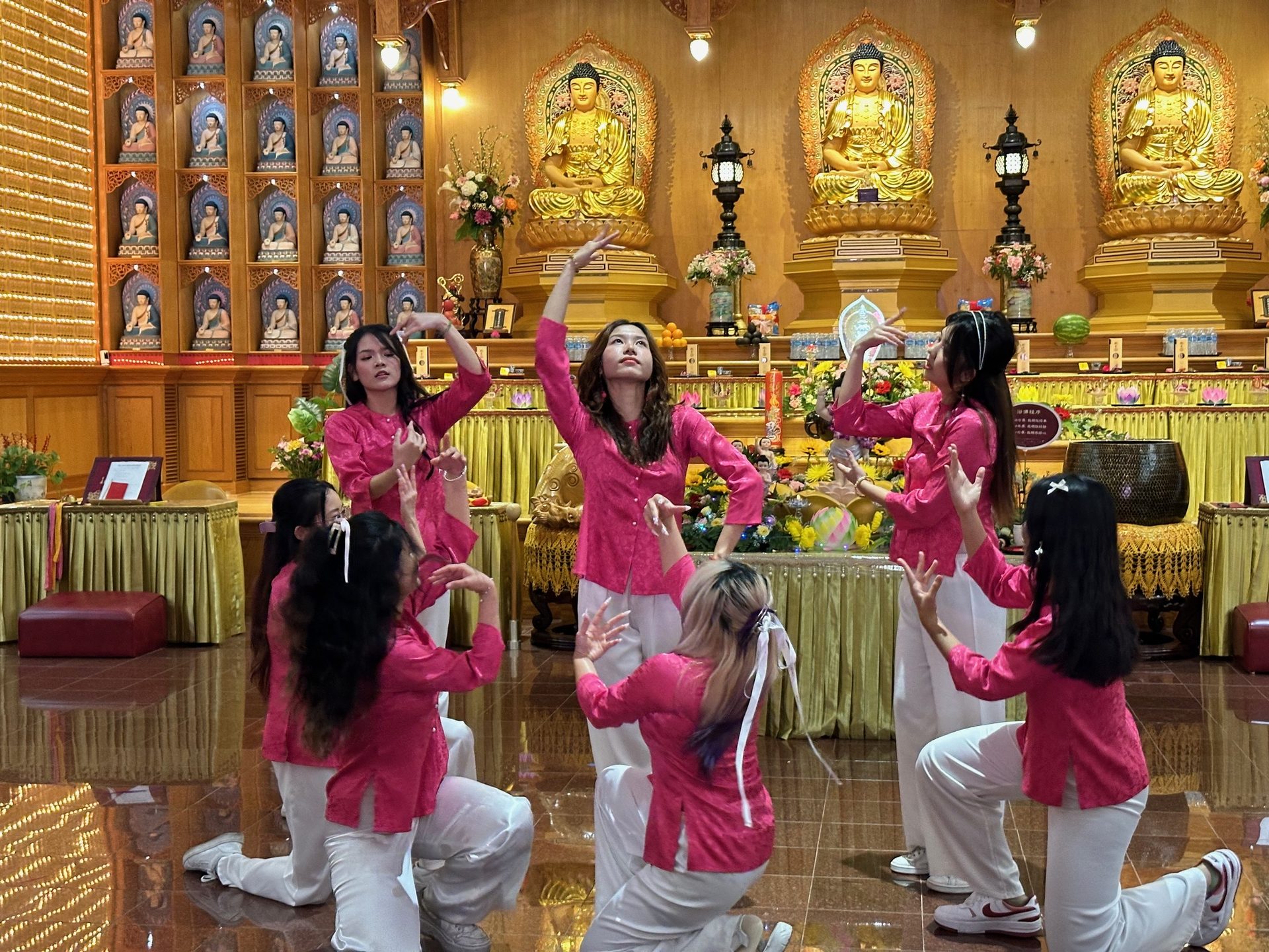 Xiangyun Temple Celebrated Buddha's Birthday