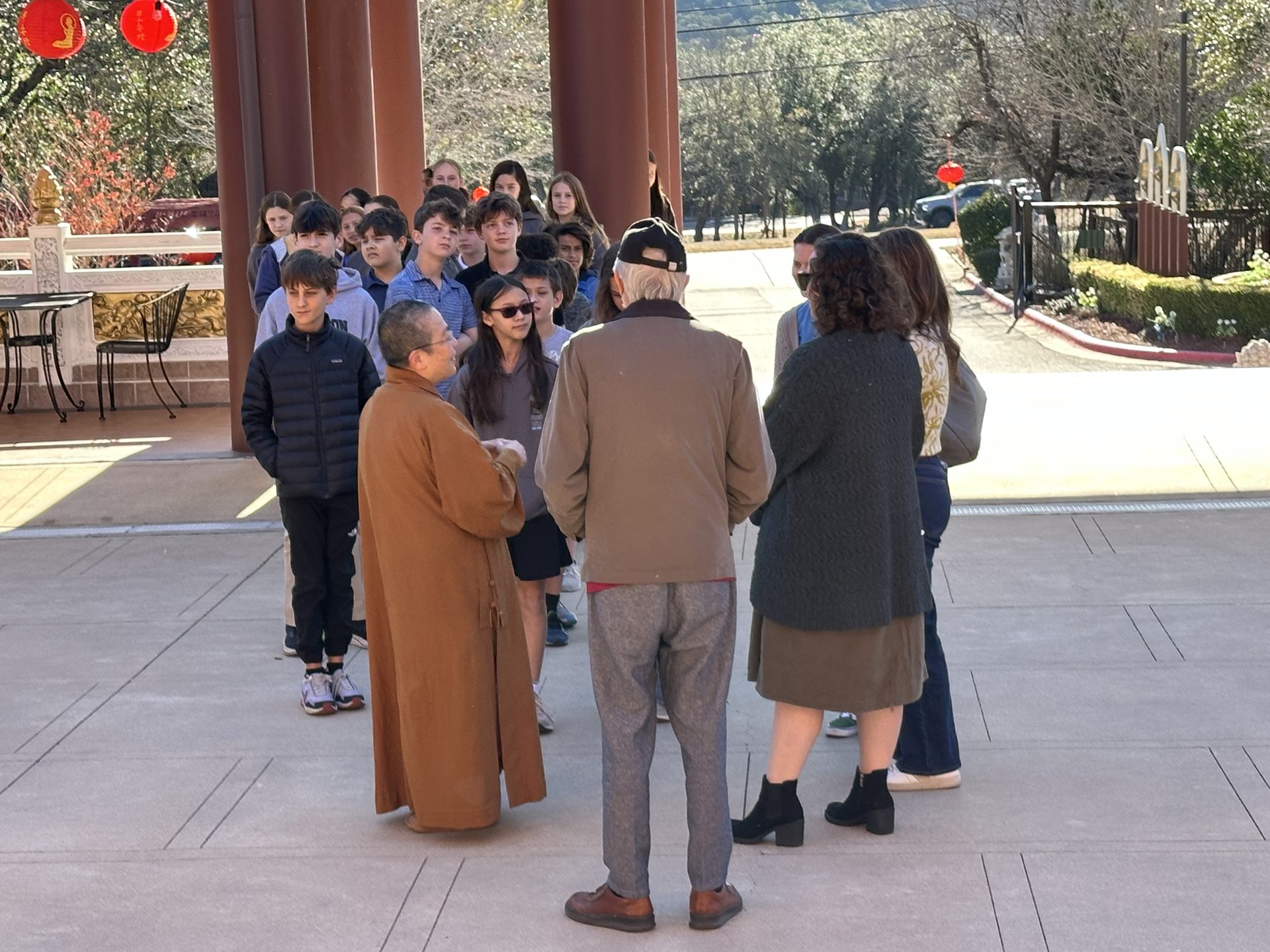 Xiangyun Temple Hosts Paragon Prep Elementary School World Culture Program Visit
