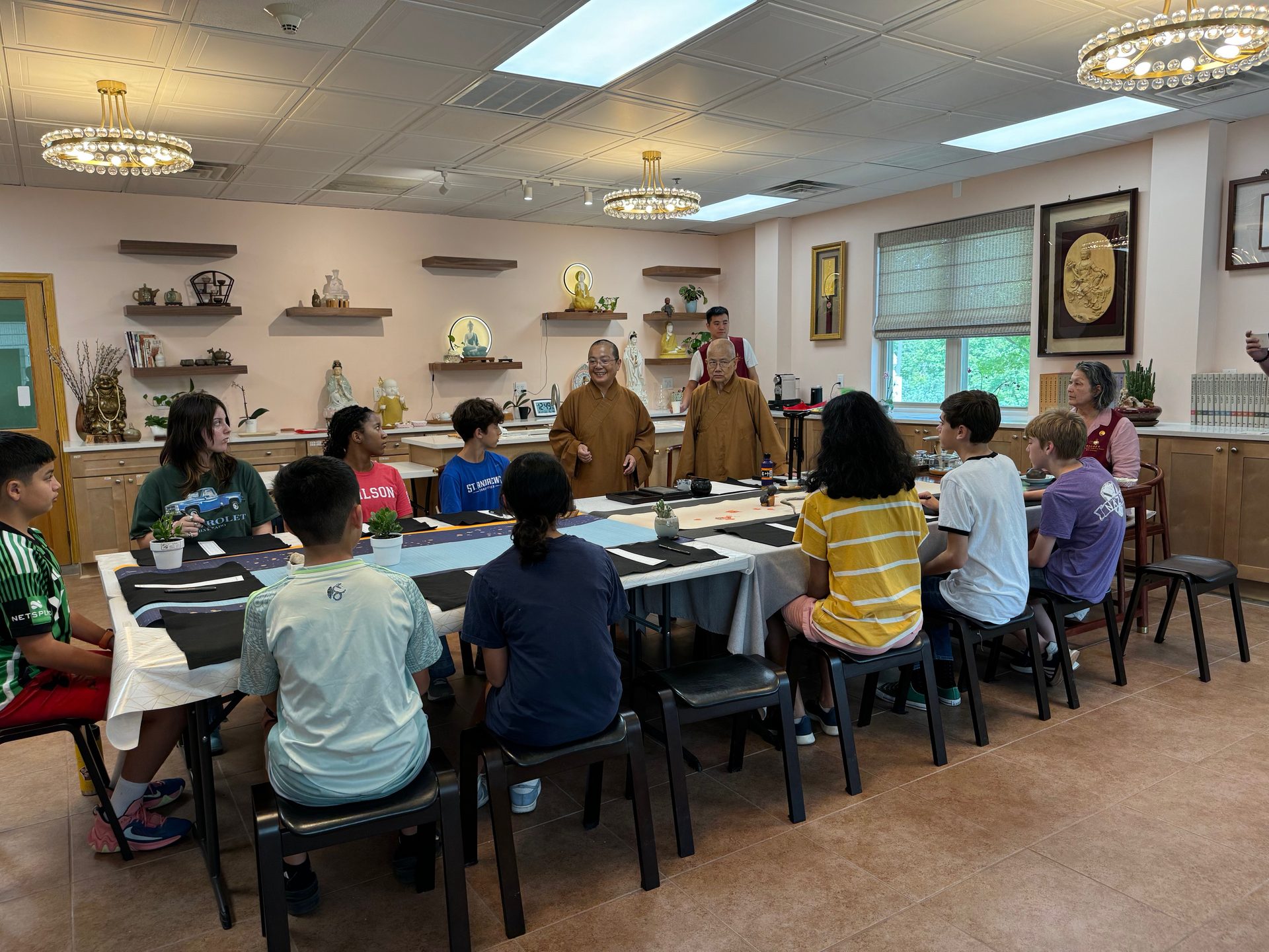 Austin Students visit Xiang Yun Temple to learn about Chinese culture and Buddhism