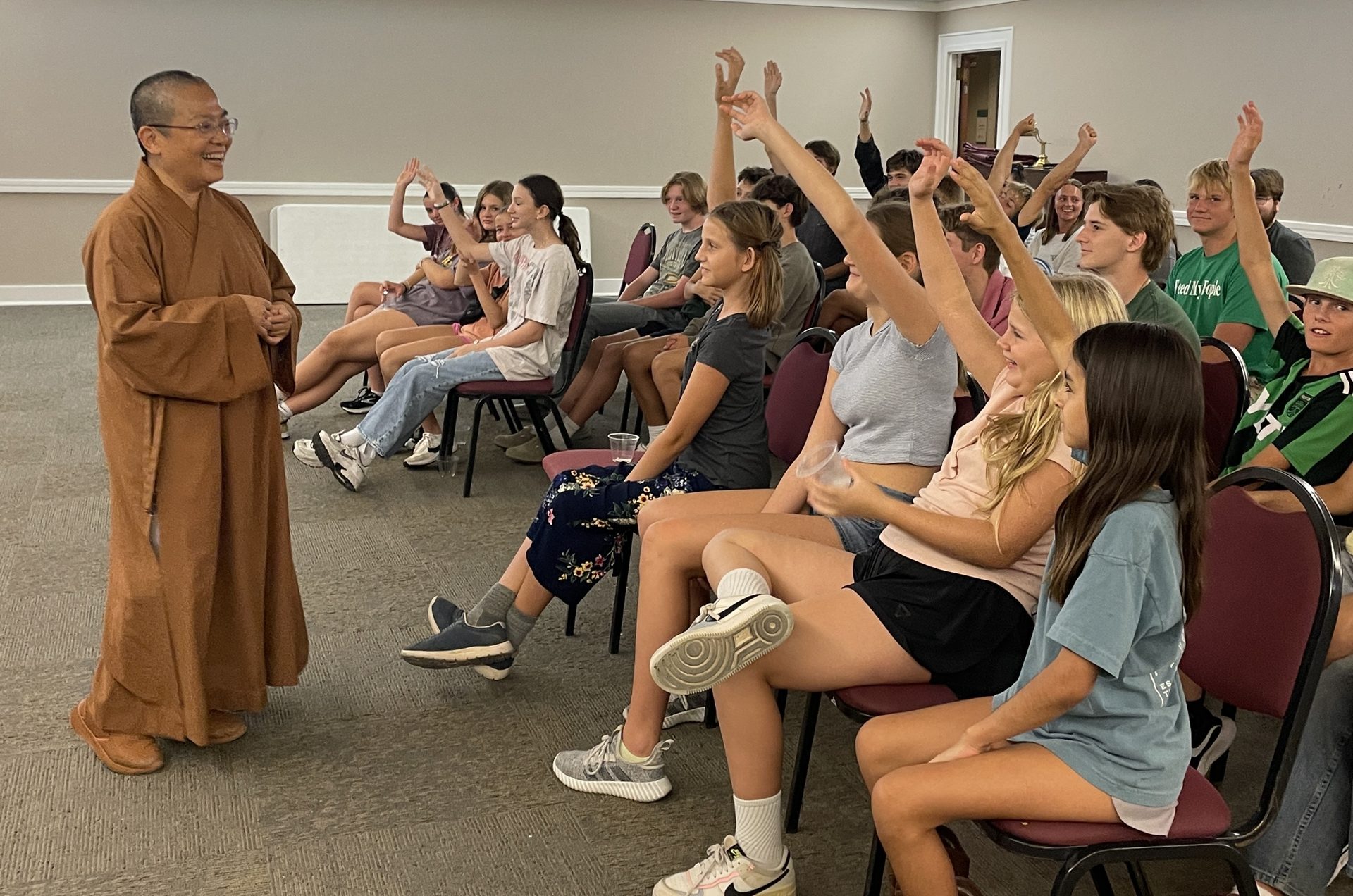 Austin Xiang Yun Temple Invited to Give a Talk at Church in English