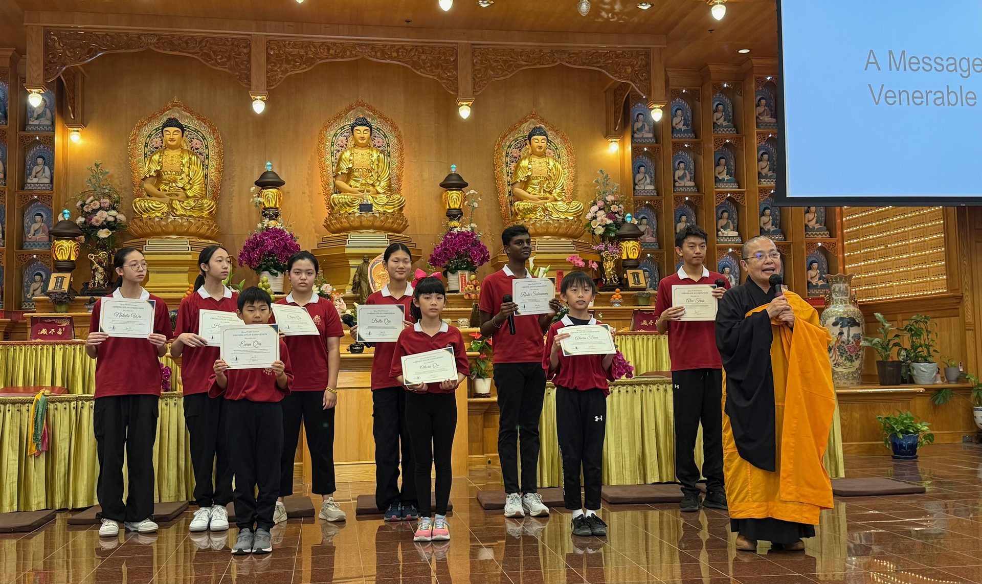 Little Diplomats Achievement Exhibition at Xiang Yun Temple Successfully Concludes