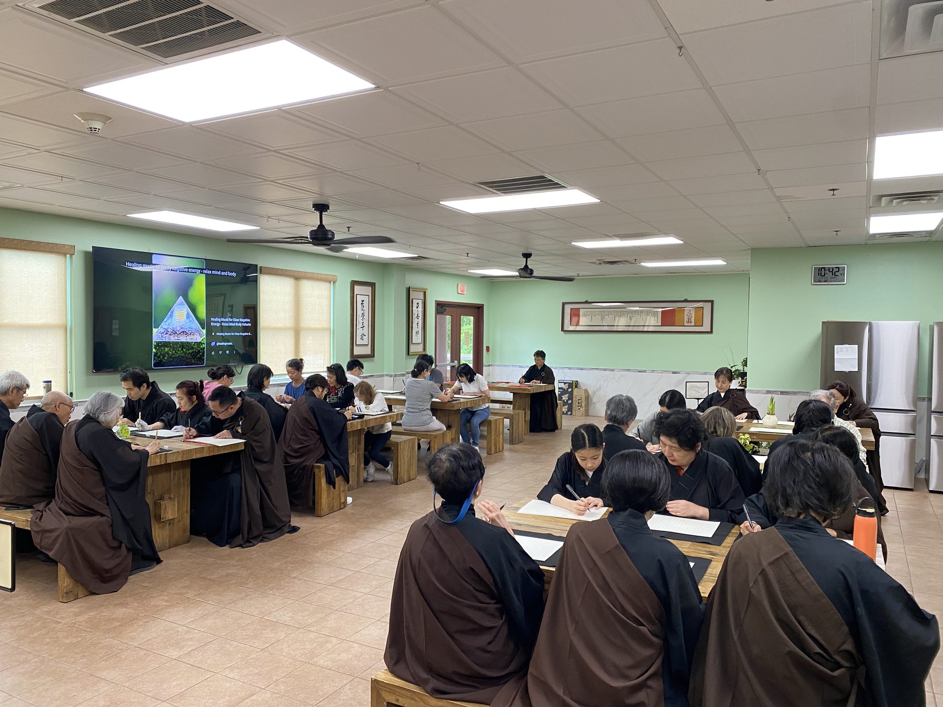 Scripture Transcription Practice at Xiang Yun Temple: Monastics and Devotees Gather to Reflect on Dependent Origination