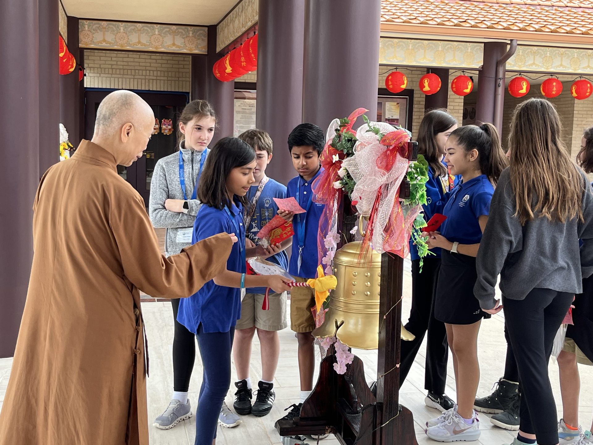 Magellan International School’s Visit to Xiang Yun Temple