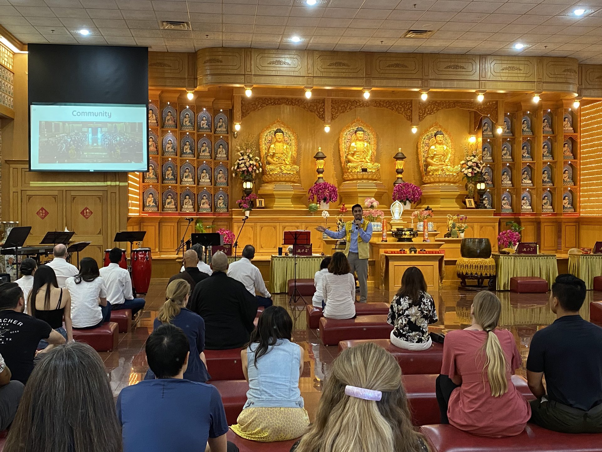 Interfaith Action of Central Texas (iACT) Visiting Xiang Yun Temple